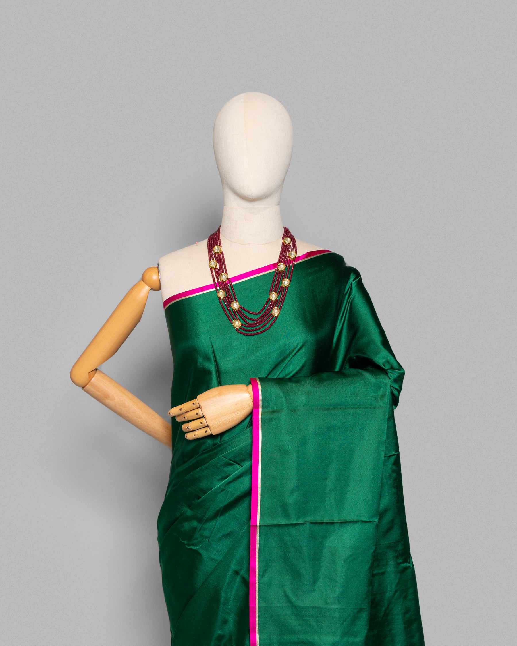 BOTTLE GREEN MASHRU SILK SAREE WITH CONTRAST BORDER