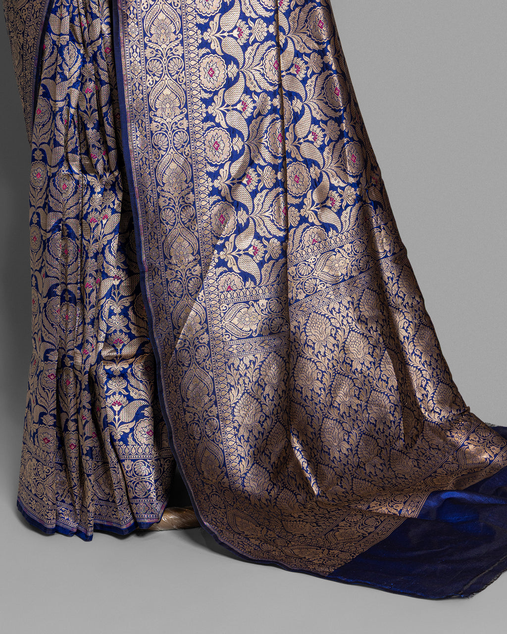 TINCHOI MEENAKARI WOVEN BANARASI SILK SAREE