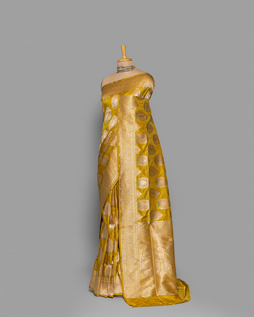 MUSTARD BANARASI SILK SAREE WITH TINCHOI MEENAKARI WORK