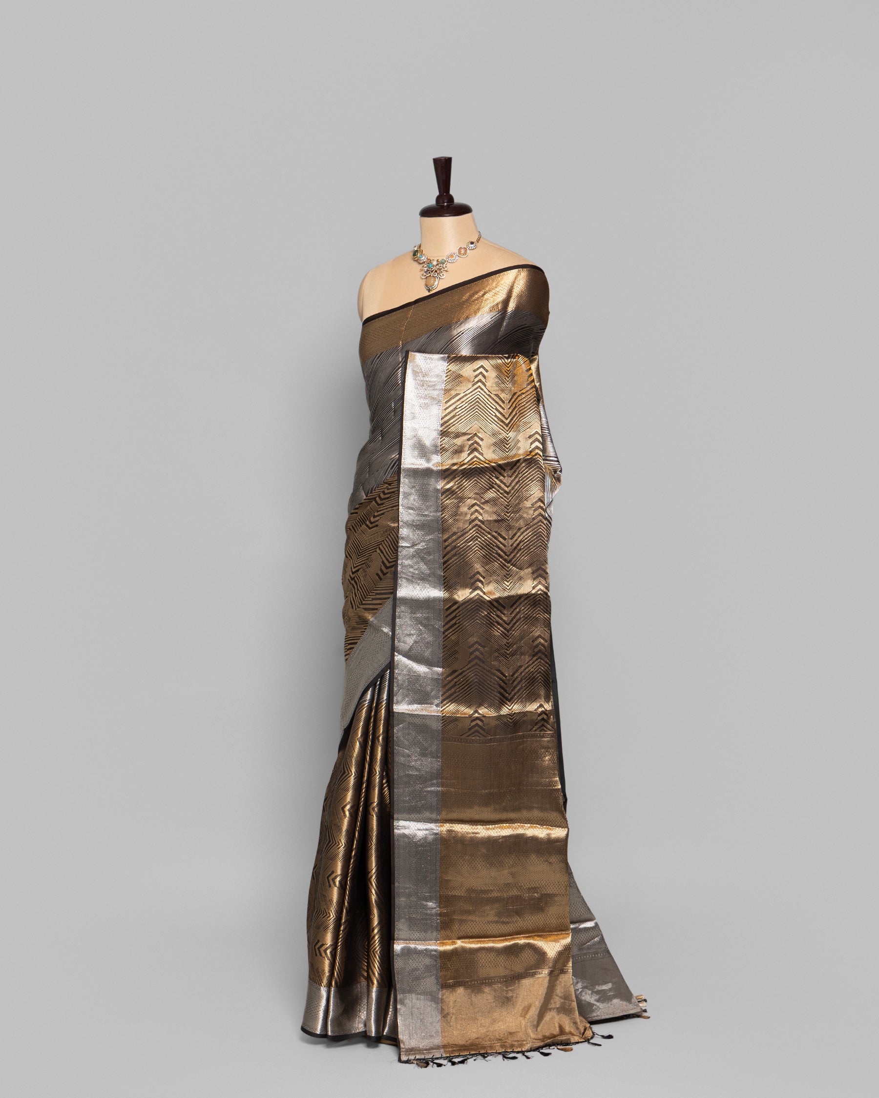 SILVER METALLIC GOLD ZARI WORK SOFT TISSUE SAREE