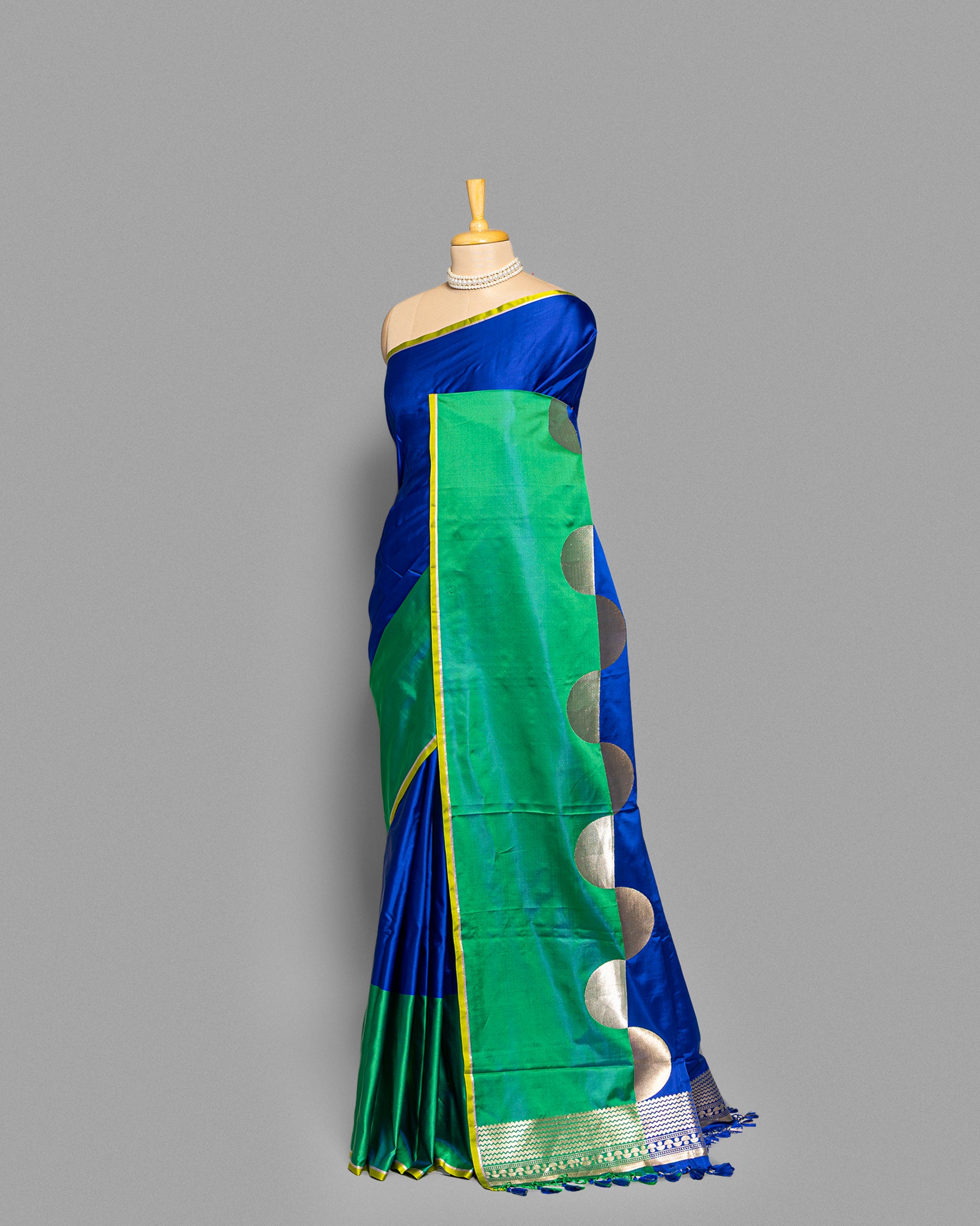 INDIGO MASHRU SILK SAREE WITH CONTRAST BORDER