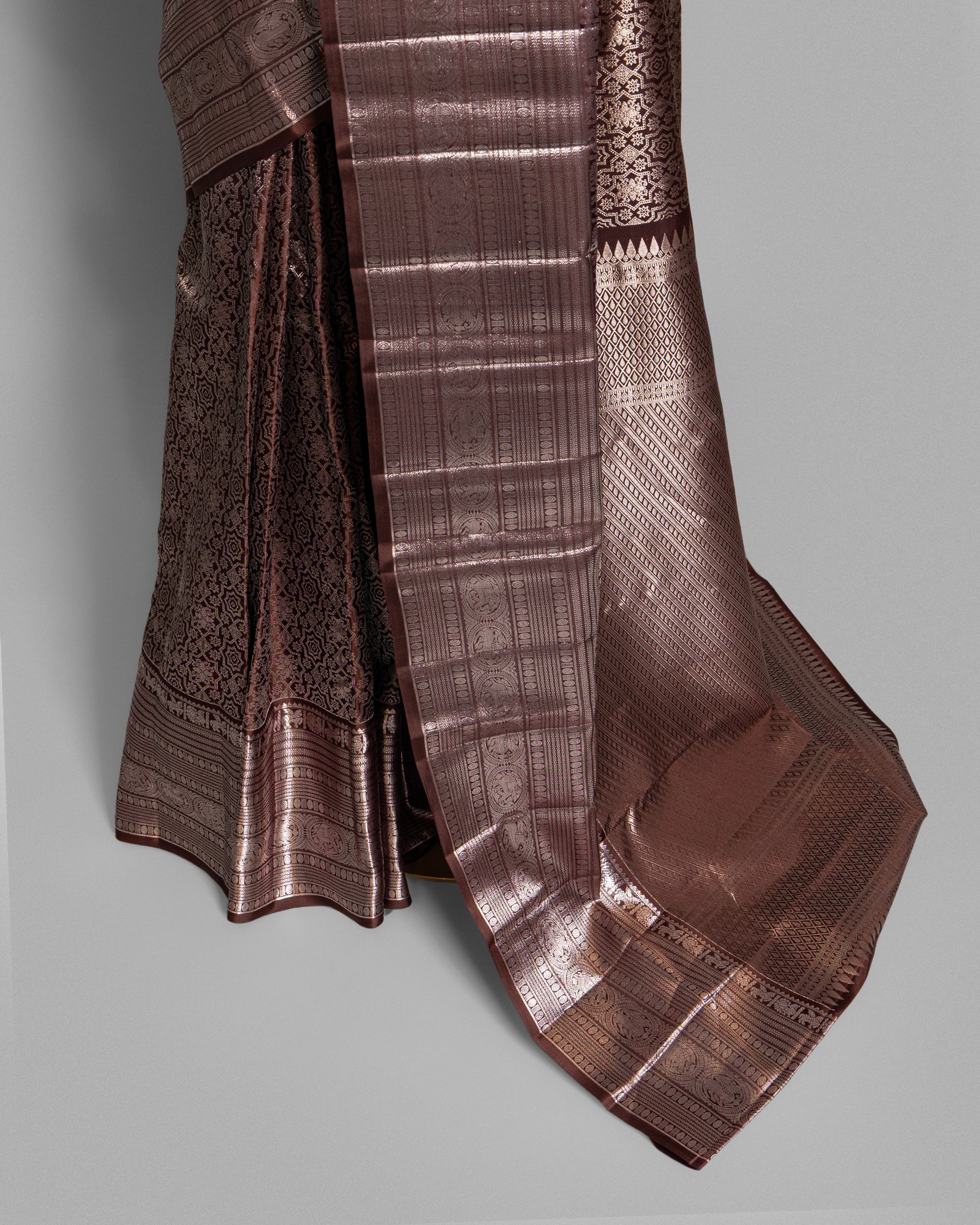 KANJEEVARAM SILK SAREE WITH SHIKARGAH BORDER
