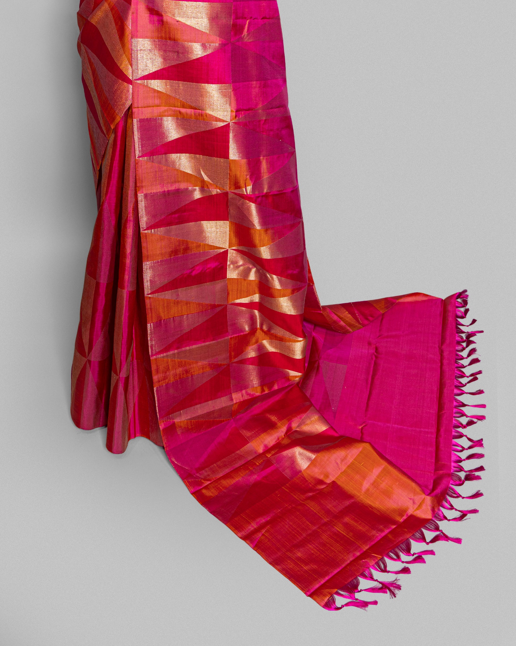 RANGKAT KANJEEVARAM SILK SAREE WITH LAGDI-PATTA WEAVING