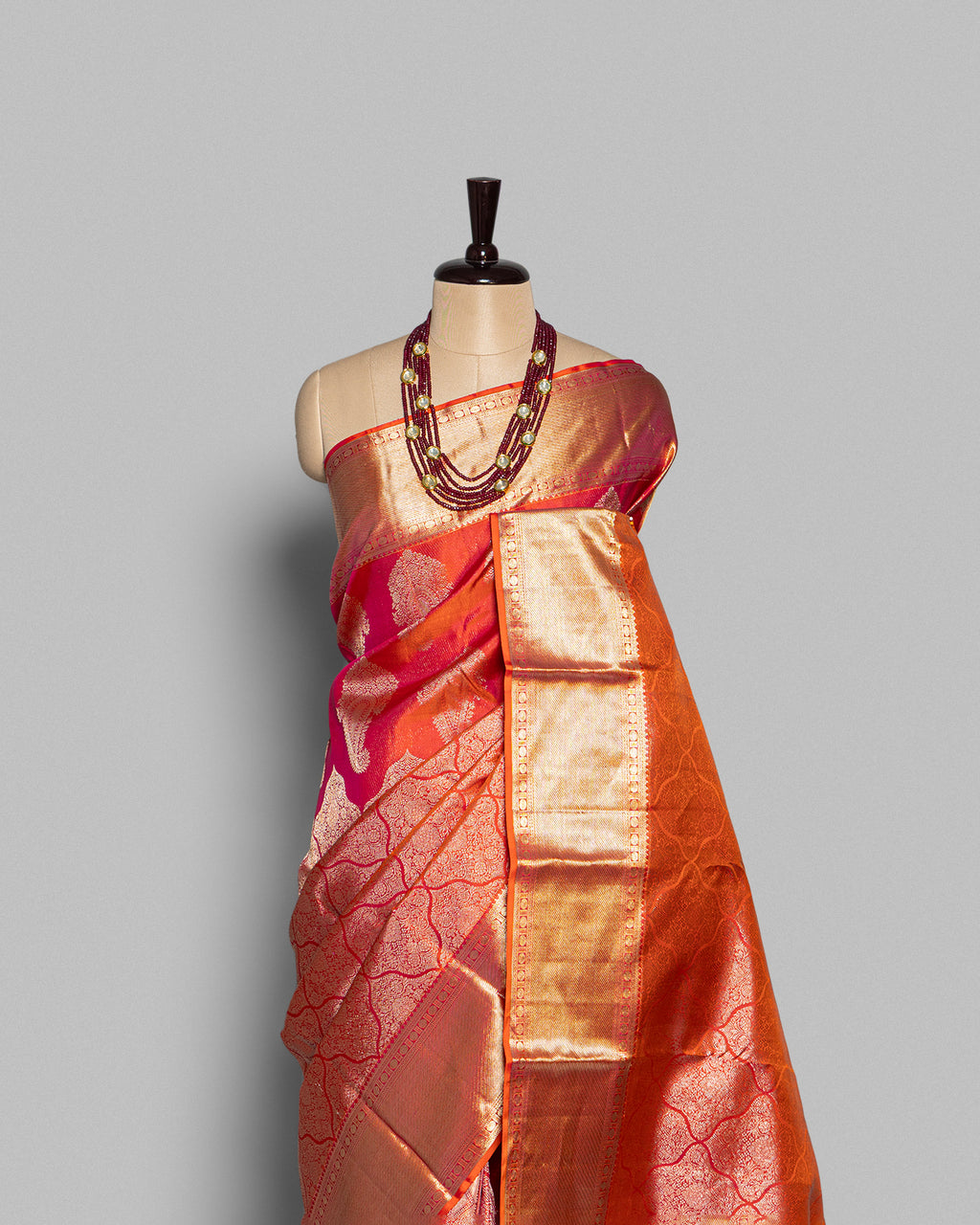 KANJEEVARAM SILK SAREE WITH PAISLEY BUTTI BORDER