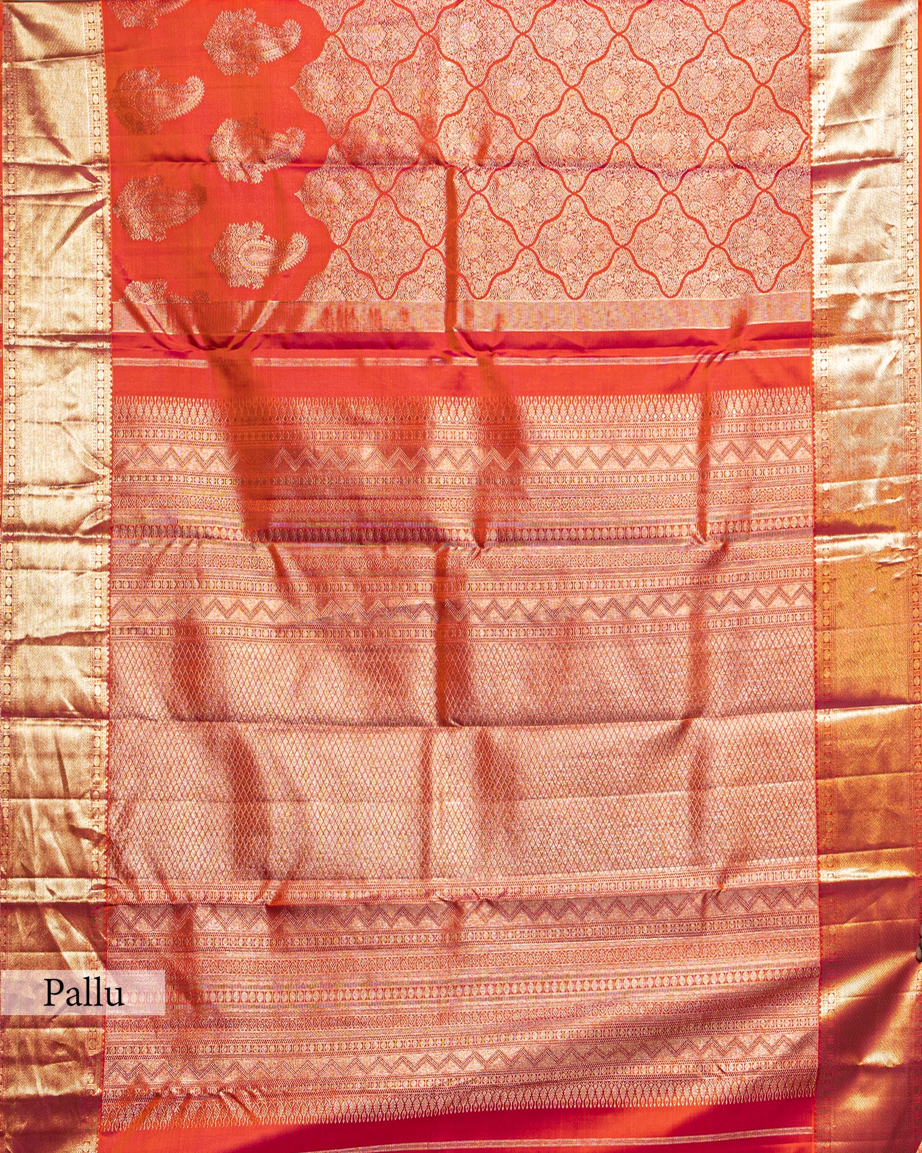 KANJEEVARAM SILK SAREE WITH PAISLEY BUTTI BORDER