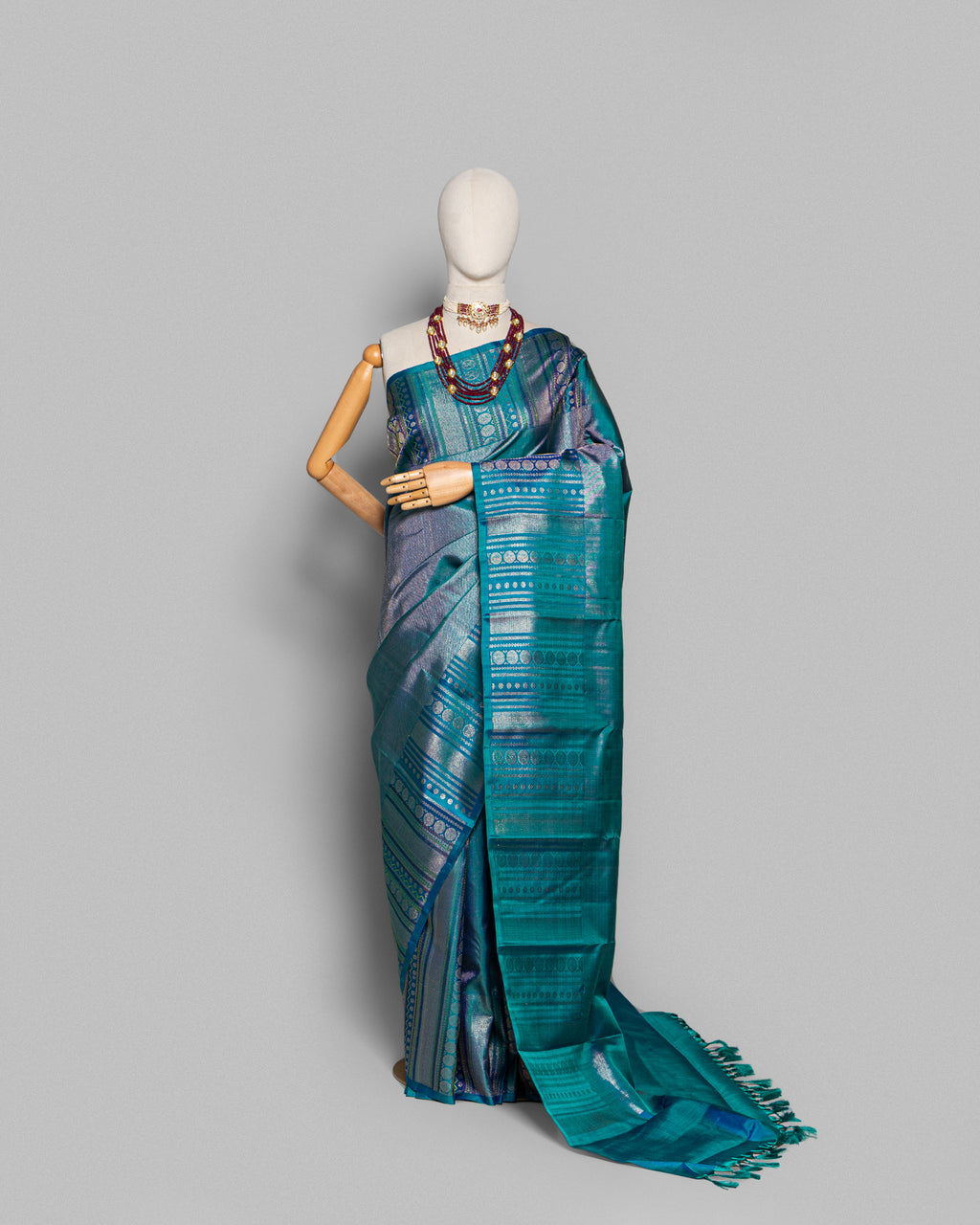 INDIGO KANJEEVARAM SILK SAREE WITH CHATAI WEAVE