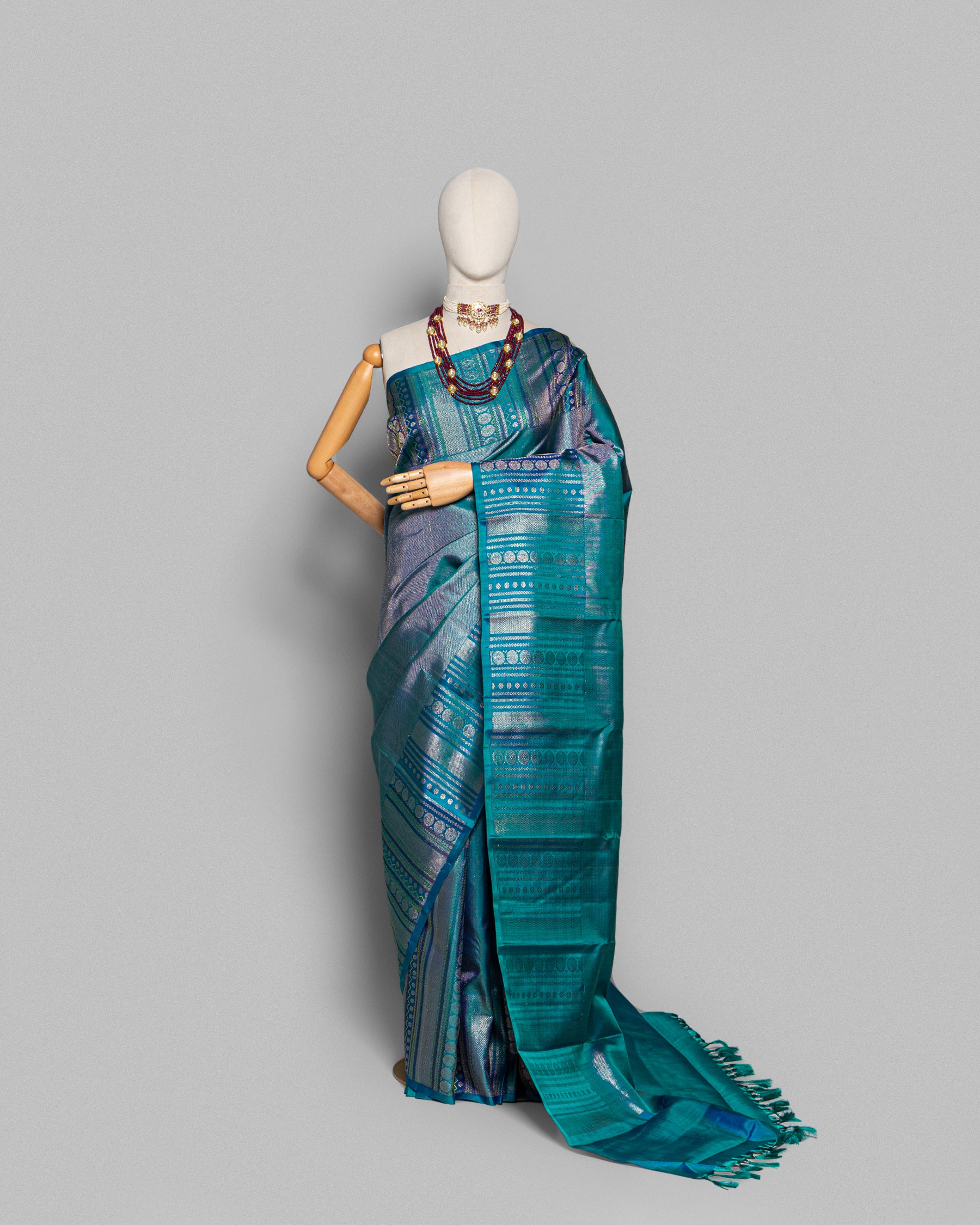 INDIGO KANJEEVARAM SILK SAREE WITH CHATAI WEAVE