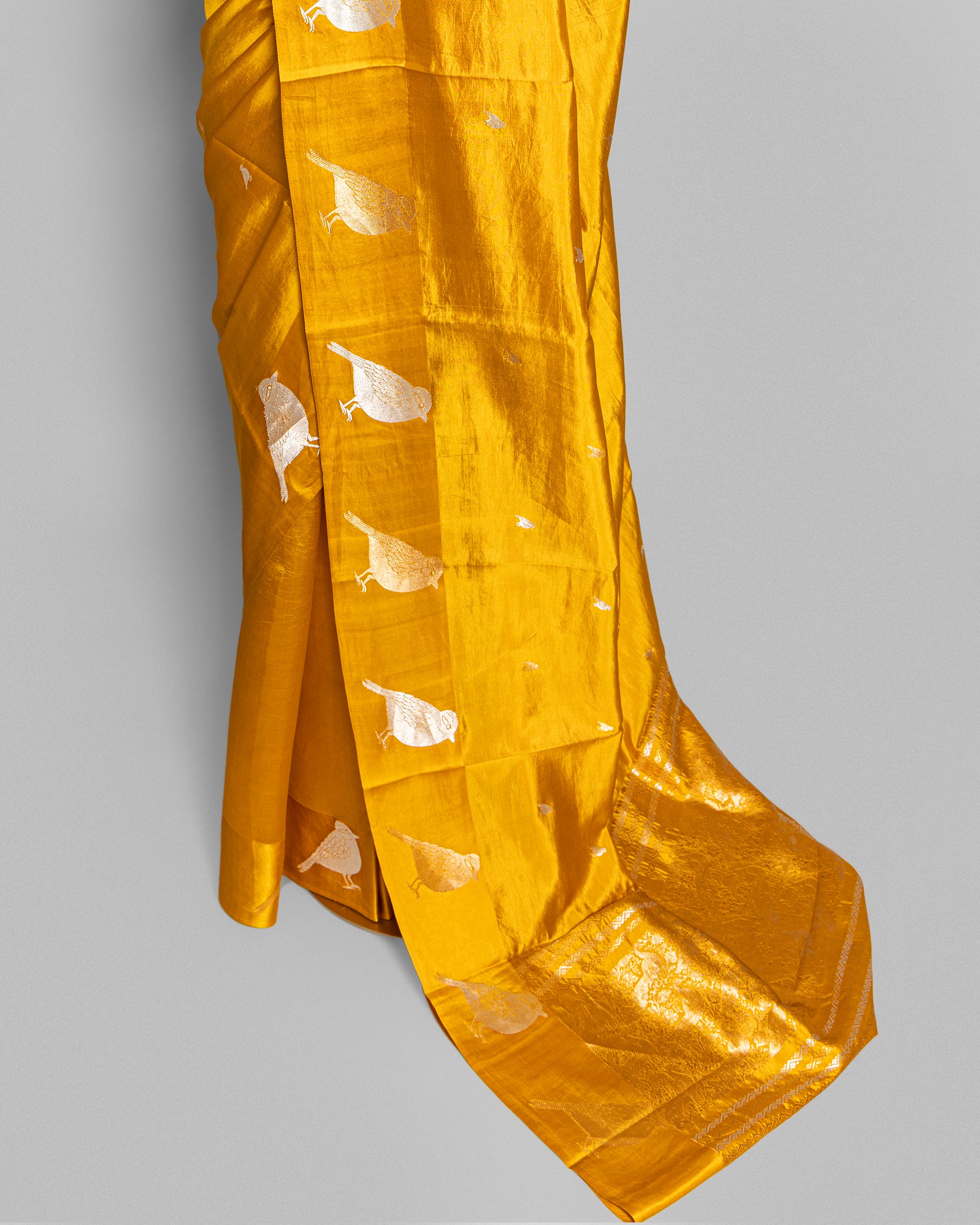 MUSTARD YELLOW TRADITIONAL SILK WOVEN SAREE
