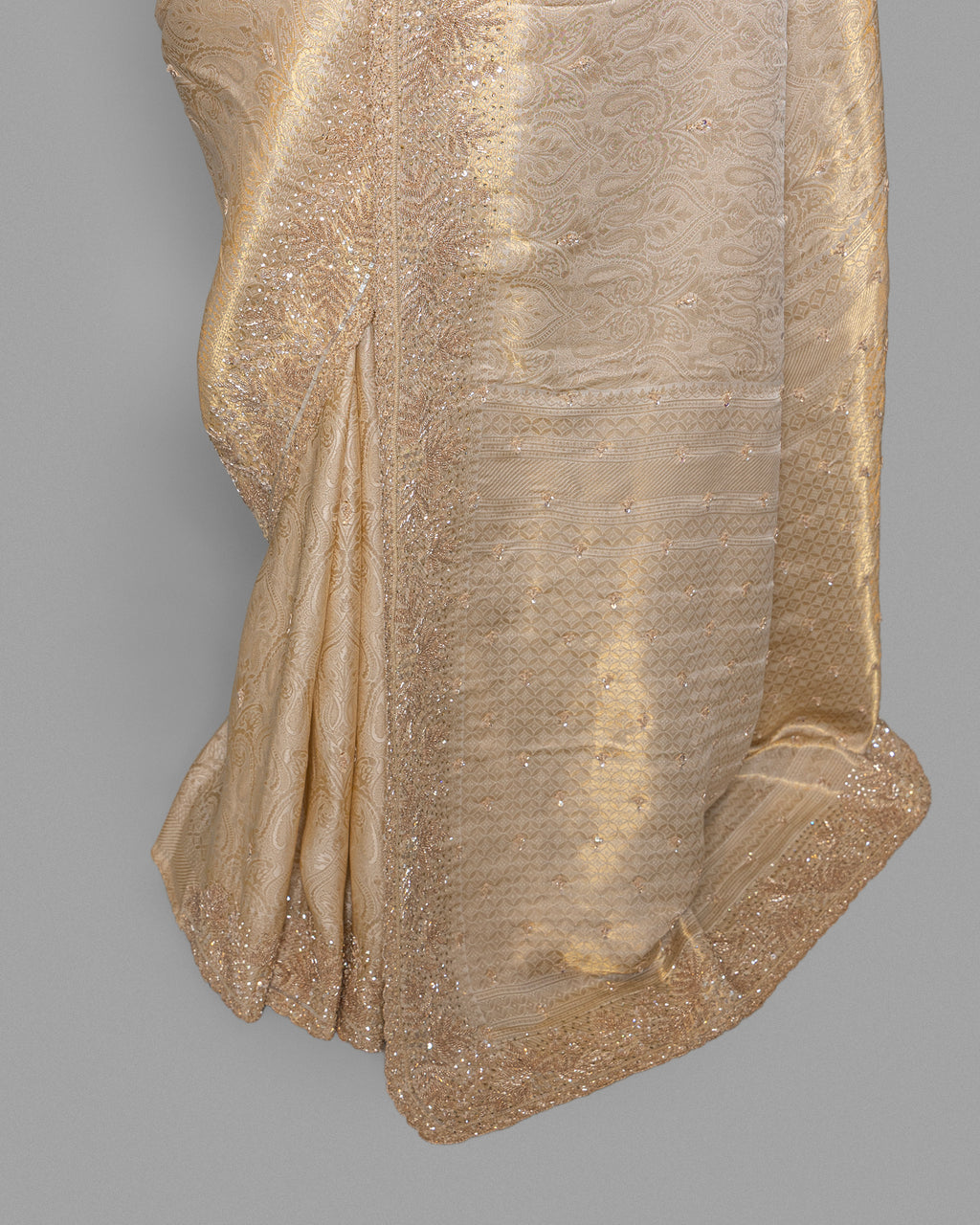 EMBELLISHED IVORY BANARASI SILK SAREE