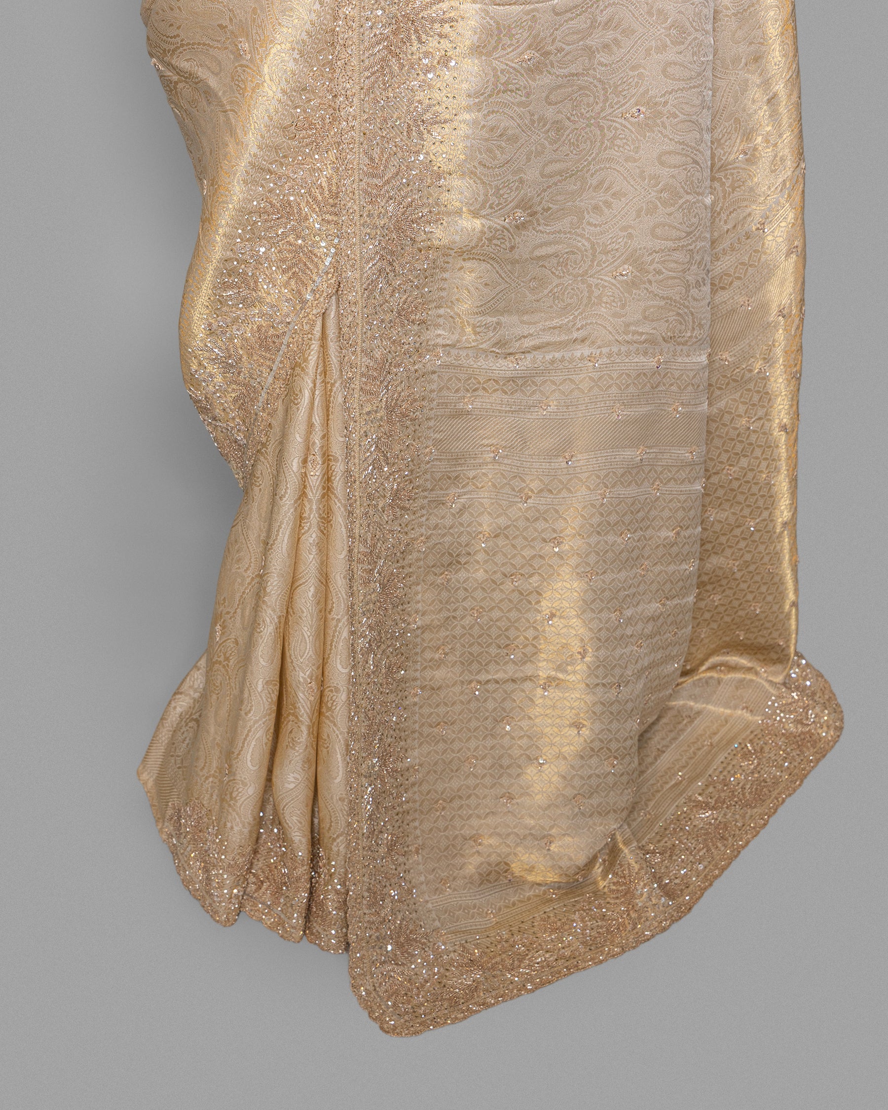 EMBELLISHED IVORY BANARASI SILK SAREE