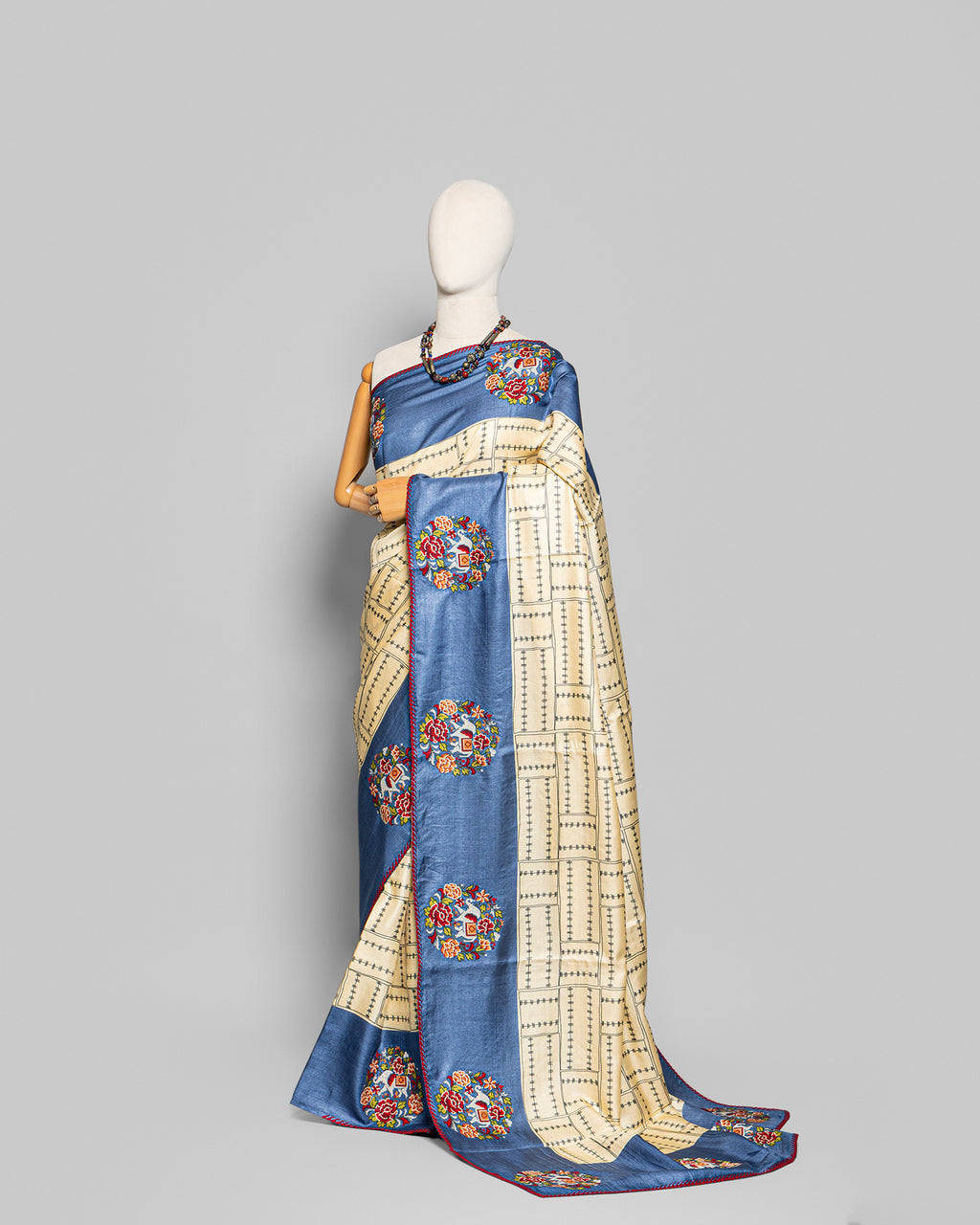 HANDPRINTED TUSSAR CROSS STITCH WORK SAREE