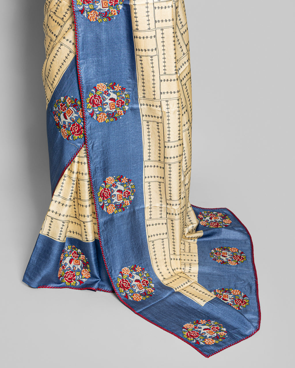 HANDPRINTED TUSSAR CROSS STITCH WORK SAREE