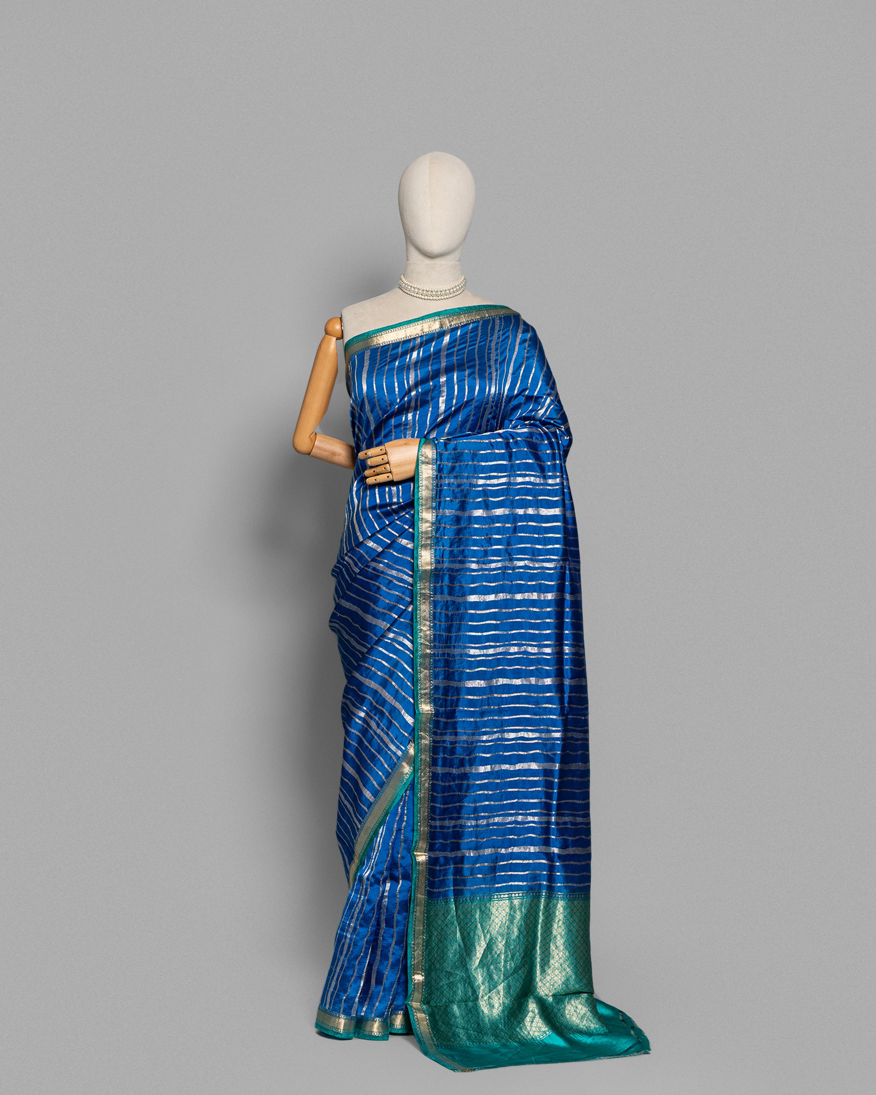 ROYAL BLUE SOFT SILK SAREE WITH CONTRAST PALLU