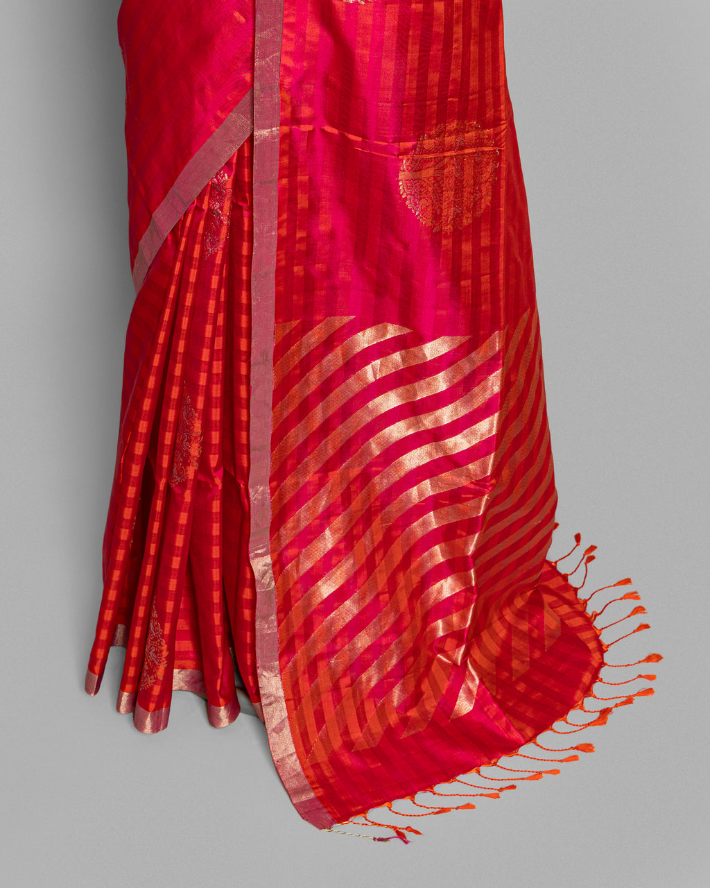 DUAL-TONE SOFT KATAN SILK SAREE WITH LEHERIYA PALLU
