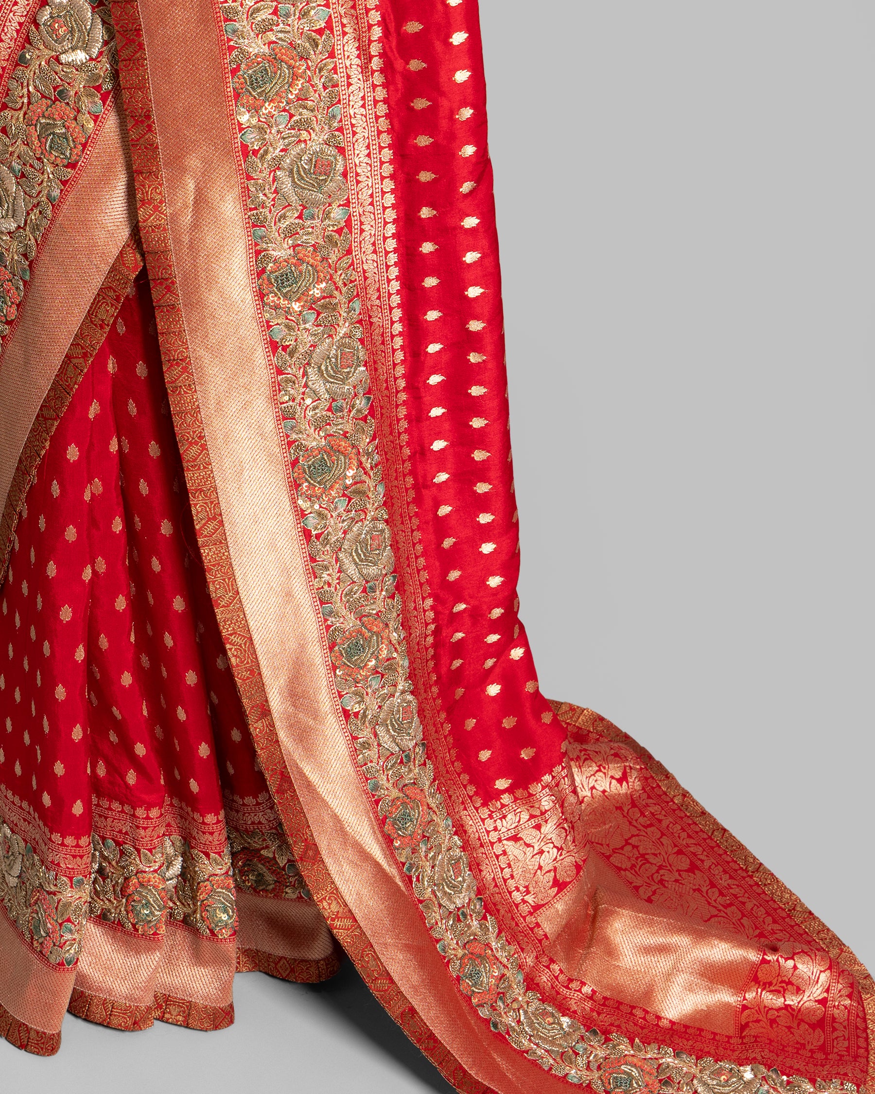 RED TUSSAR ZARI WOVEN GEORGETTE SAREE