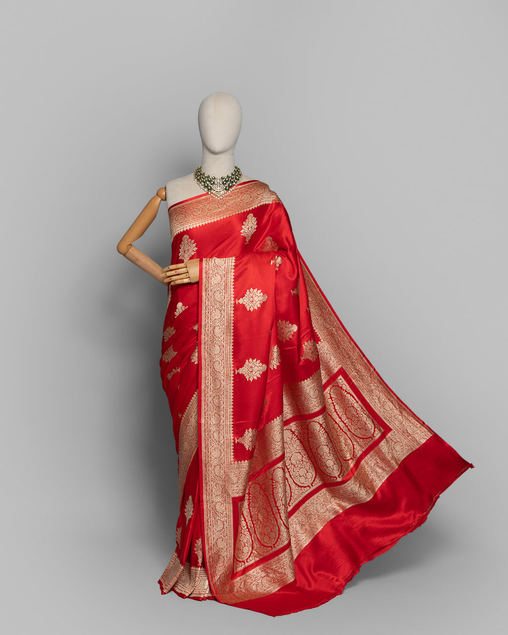 RED MASHRU BANARASI WOVEN SILK SAREE