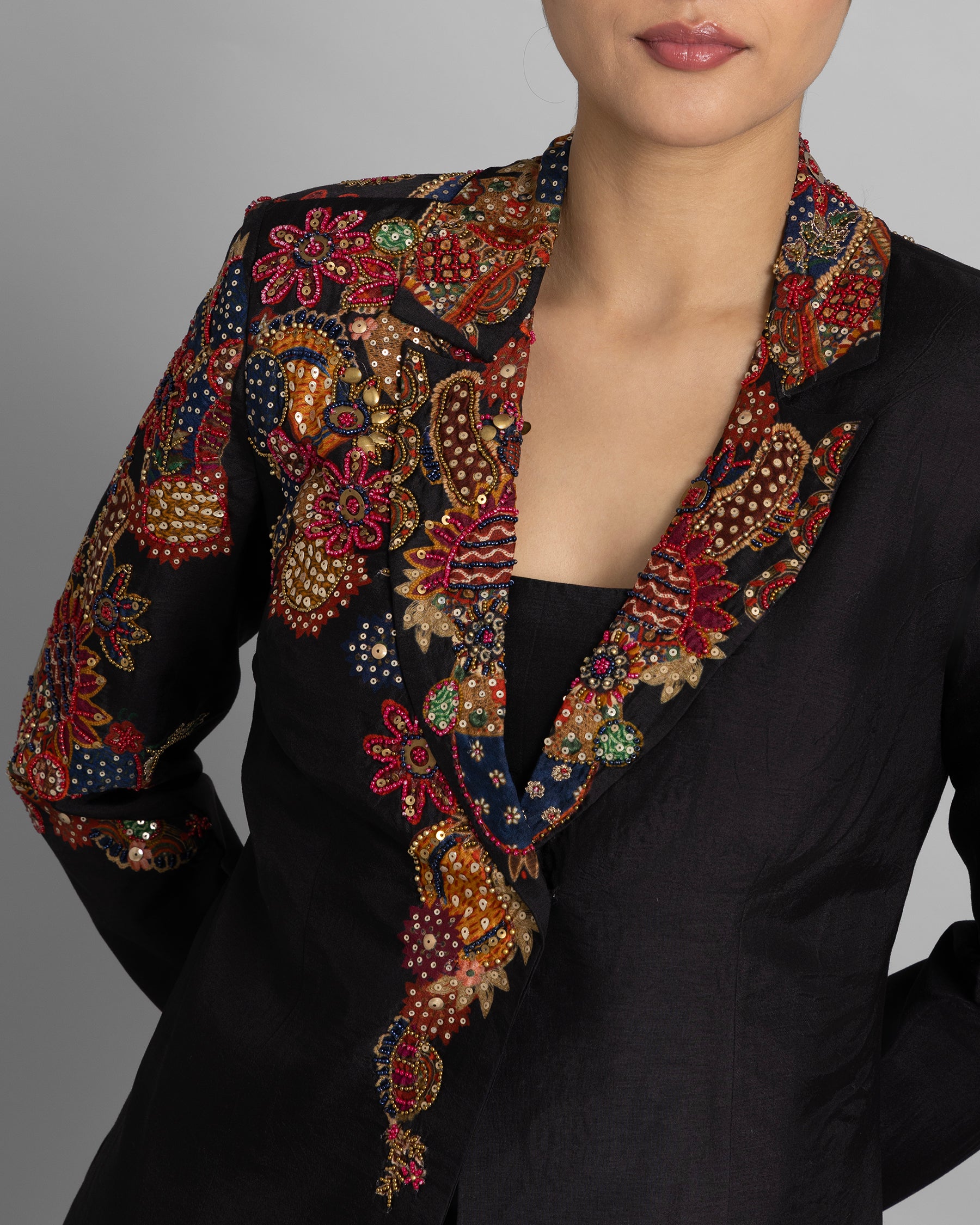 MIDNIGHT EBONY ART BLAZER SET