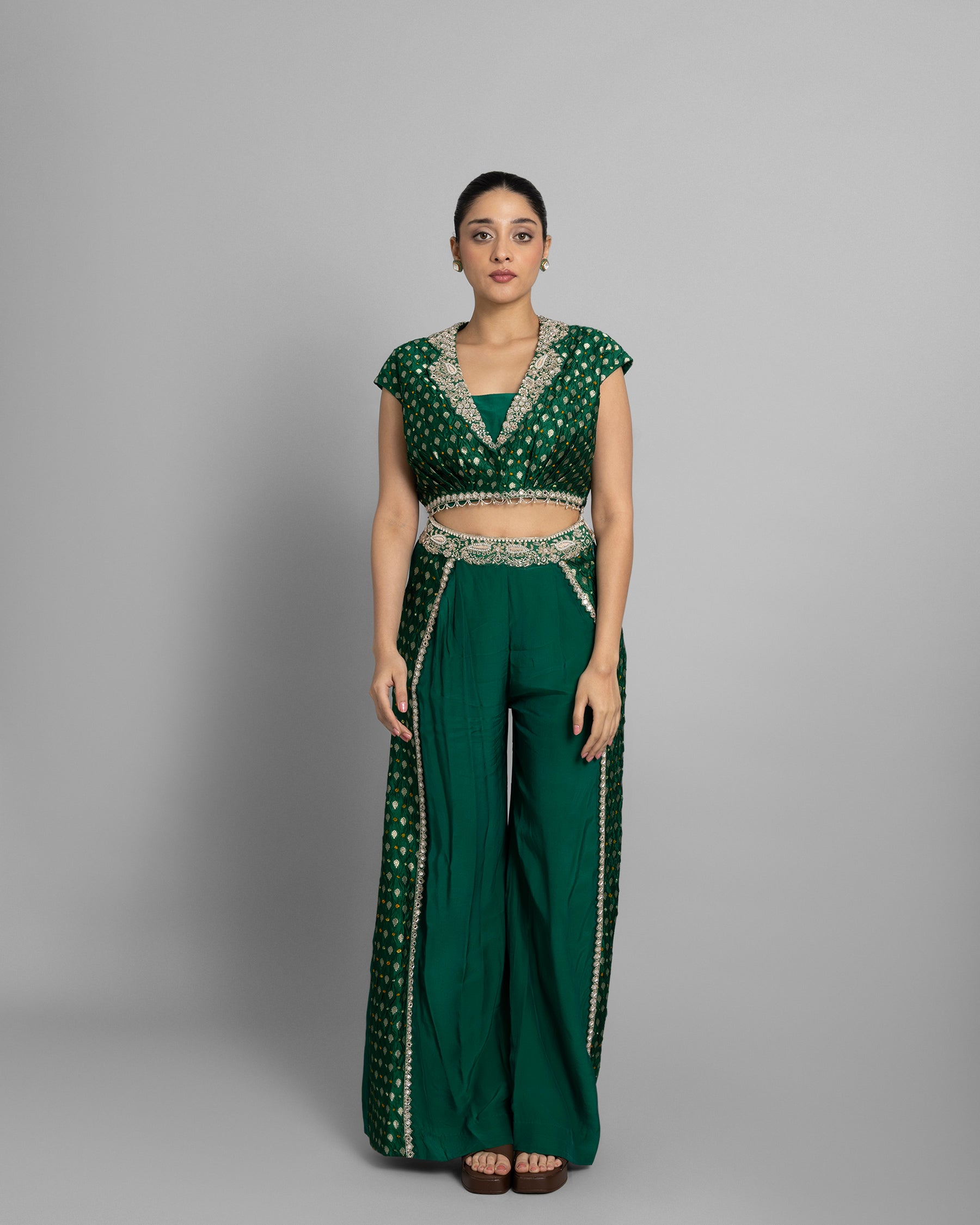 EMERALD GREEN BANDHANI & BANARASI ENSEMBLE