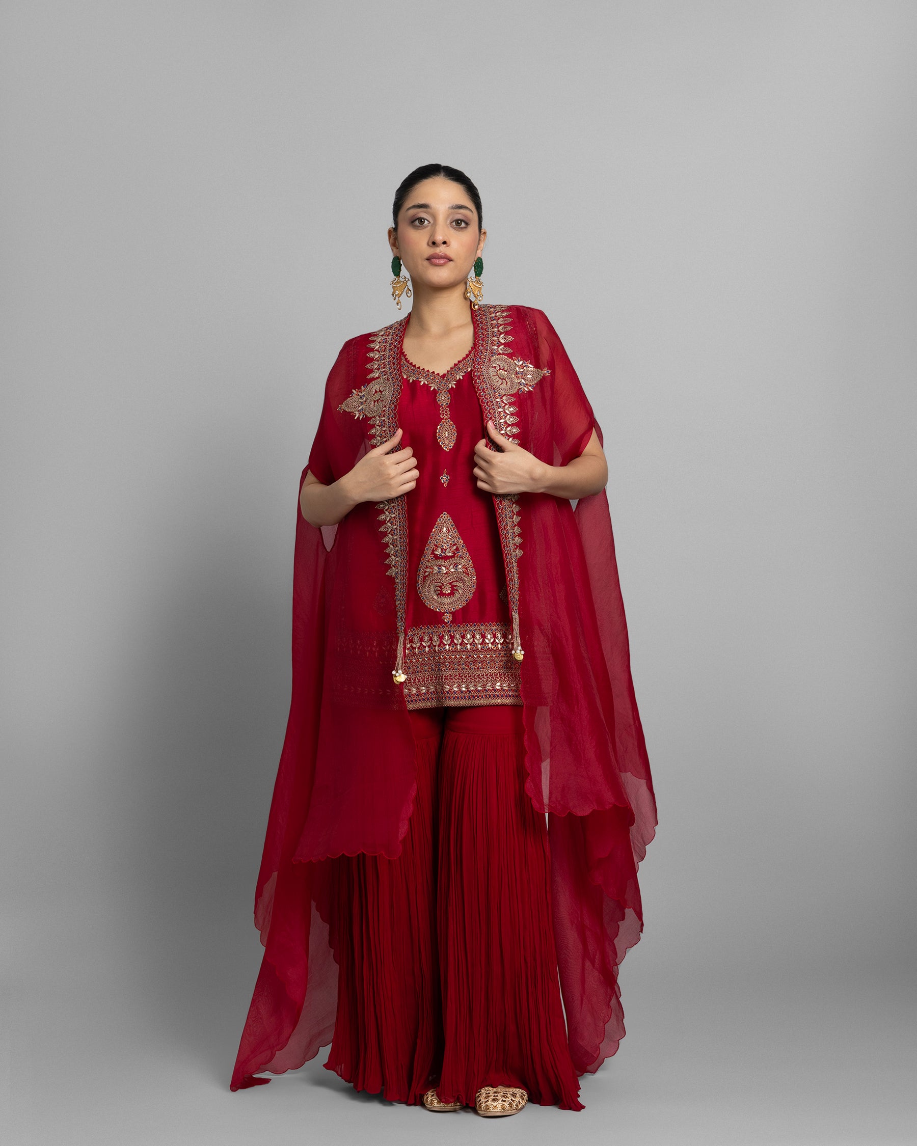 ANTIQUE MARODI WORK CAPE SET
