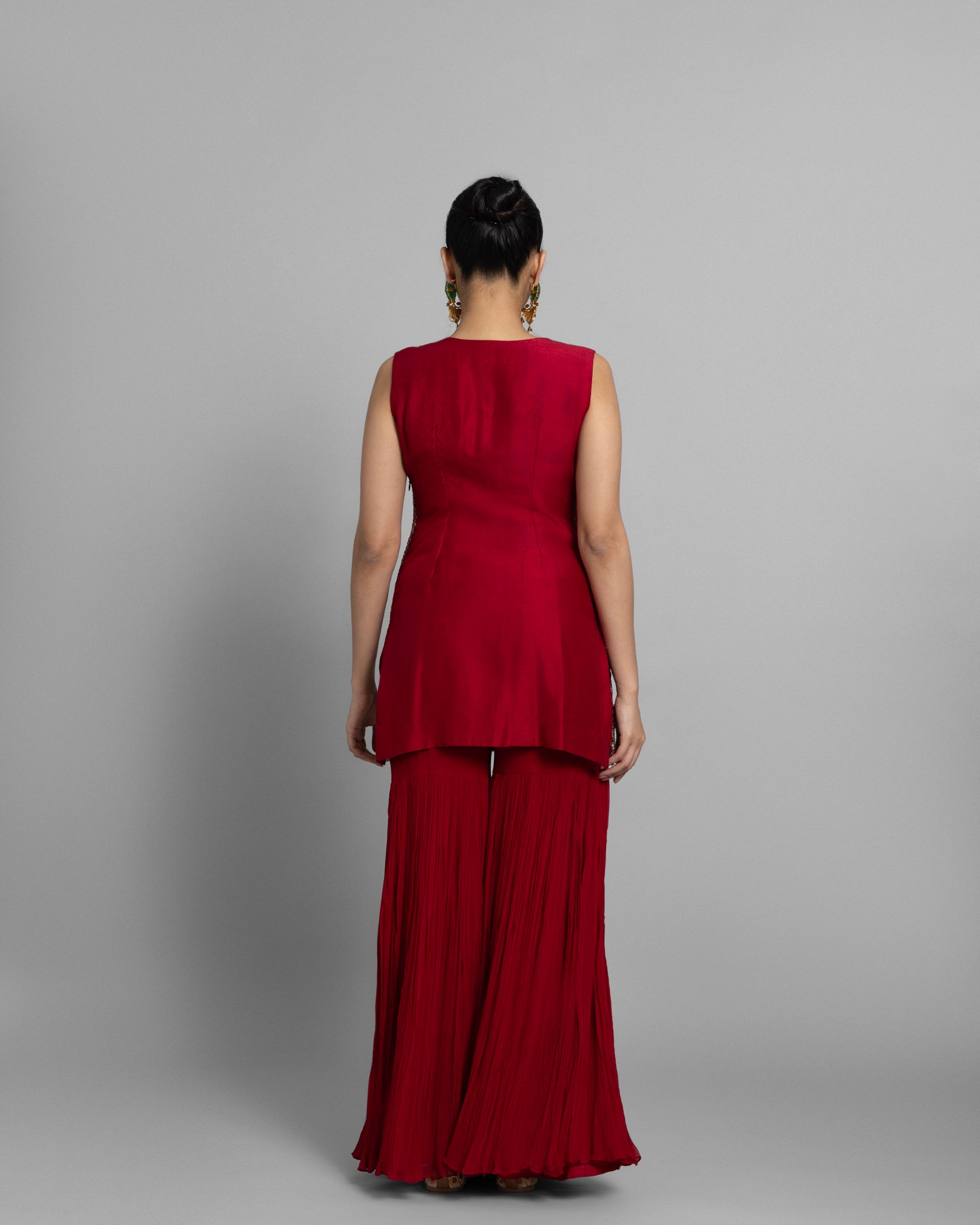 ANTIQUE MARODI WORK CAPE SET