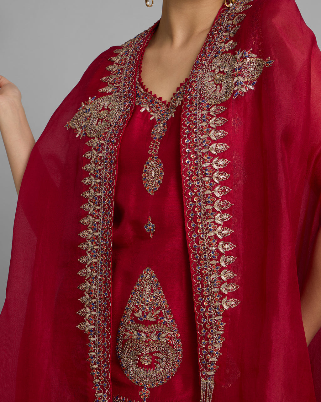 ANTIQUE MARODI WORK CAPE SET