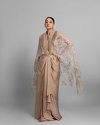 CHAMPAGNE GOLD HIGH-LOW CAPE SET