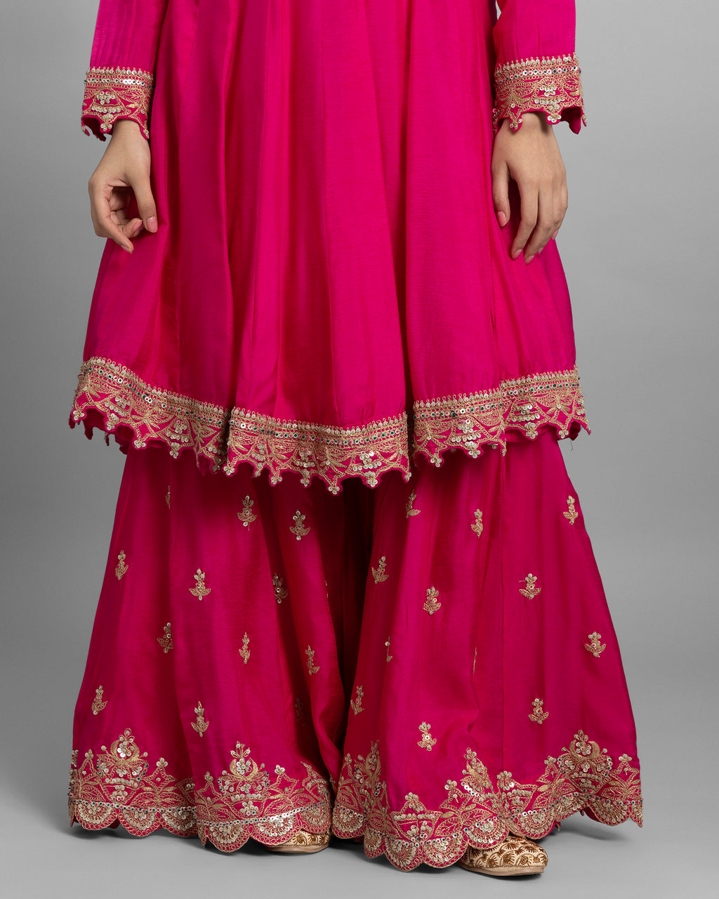 RANI PINK GHARARA SET WITH LEHERIYA DUPATTA