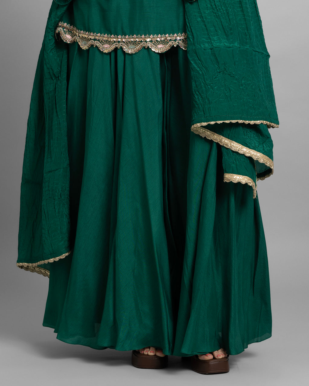 EMERALD GREEN ZARDOZI WORK SUIT SET