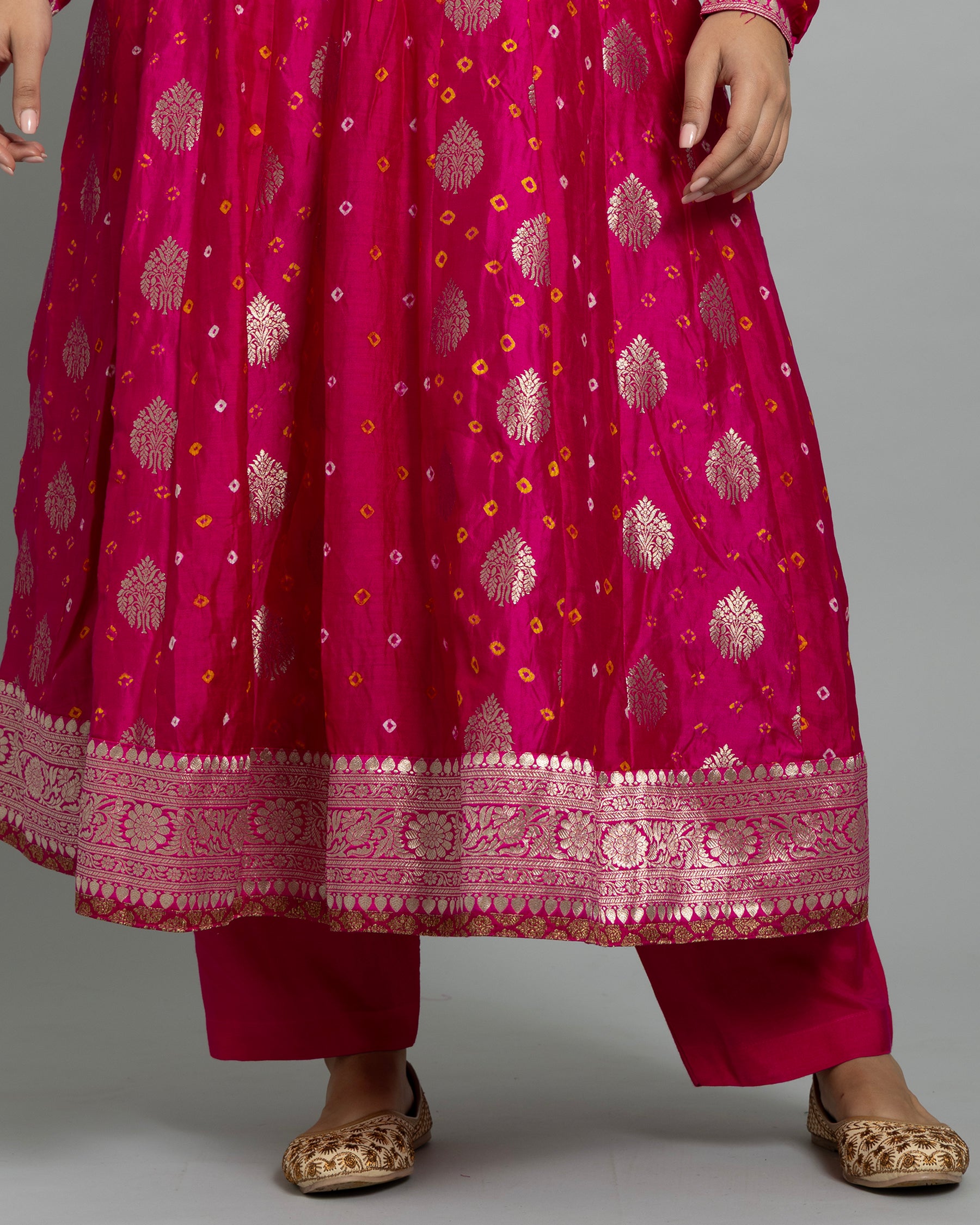 FUSCHIA BANARASI BANDHEJ ANARKALI SET