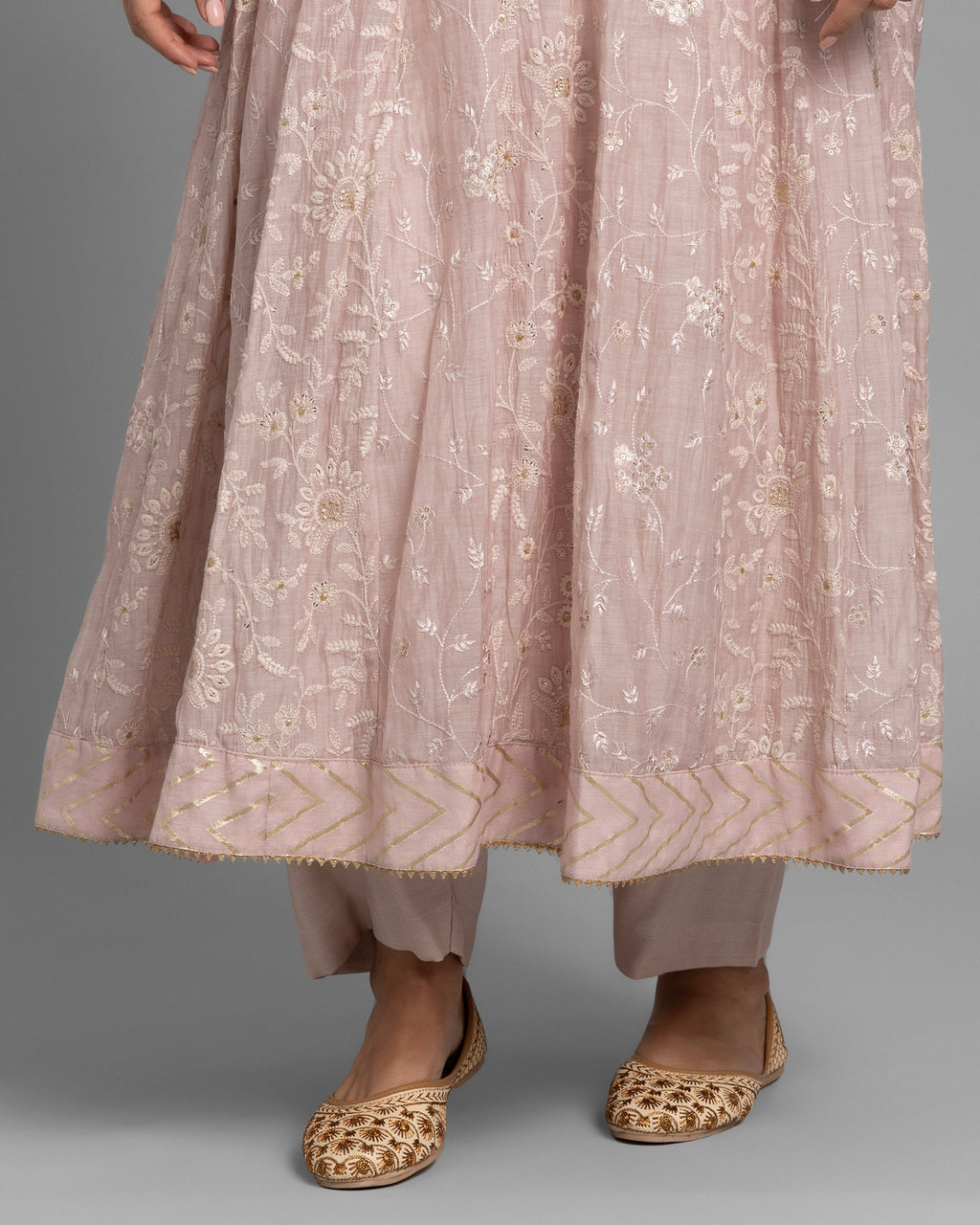 MONOCHROME EMBROIDERED LUCKNOWI ANARKALI SET