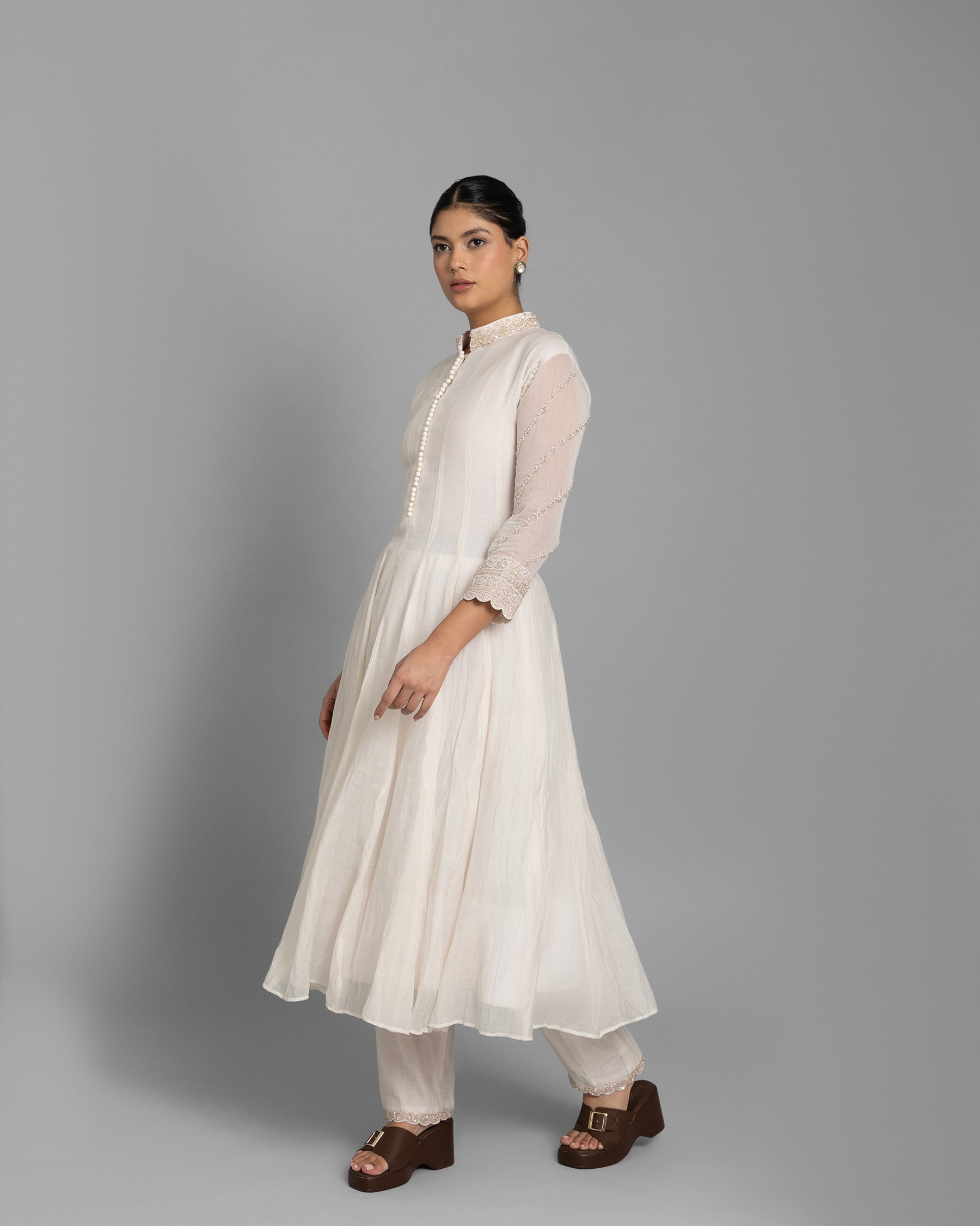 IVORY EMBROIDERED MUL ANARKALI SET