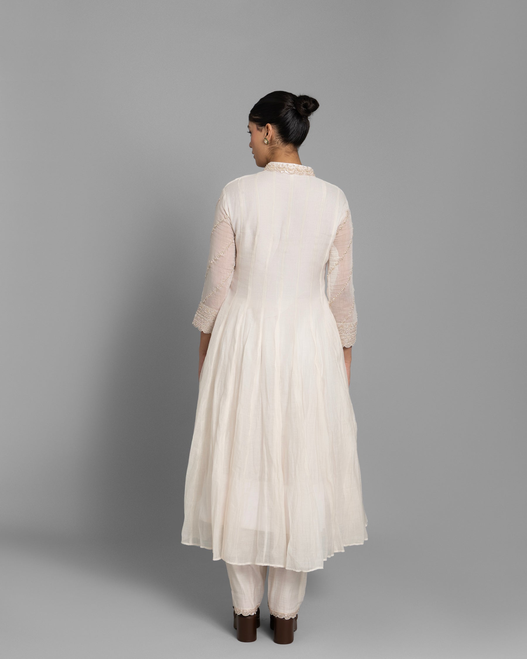 IVORY EMBROIDERED MUL ANARKALI SET