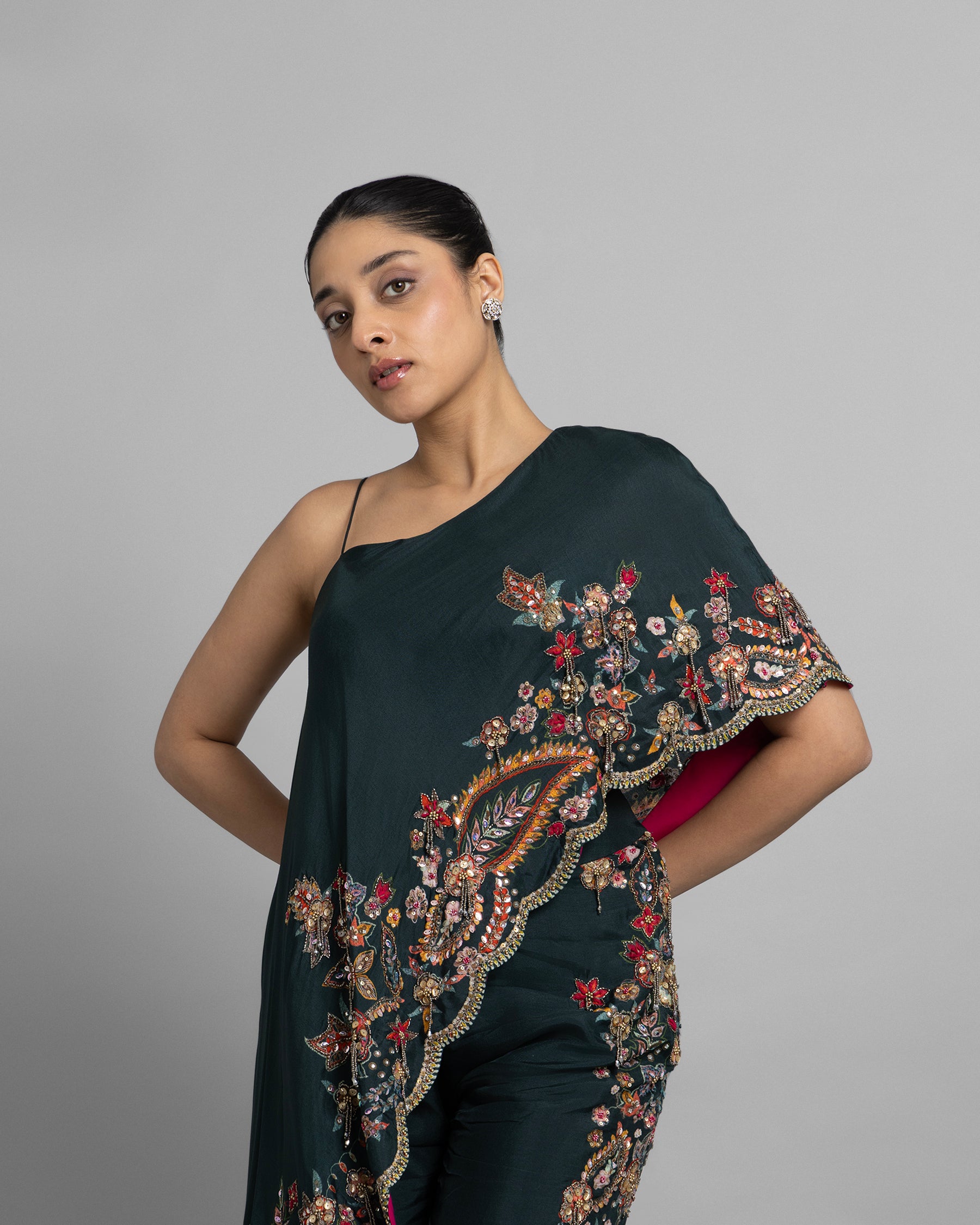 POISON GREEN ASYMMETRIC ONE-SHOULDER ENSEMBLE