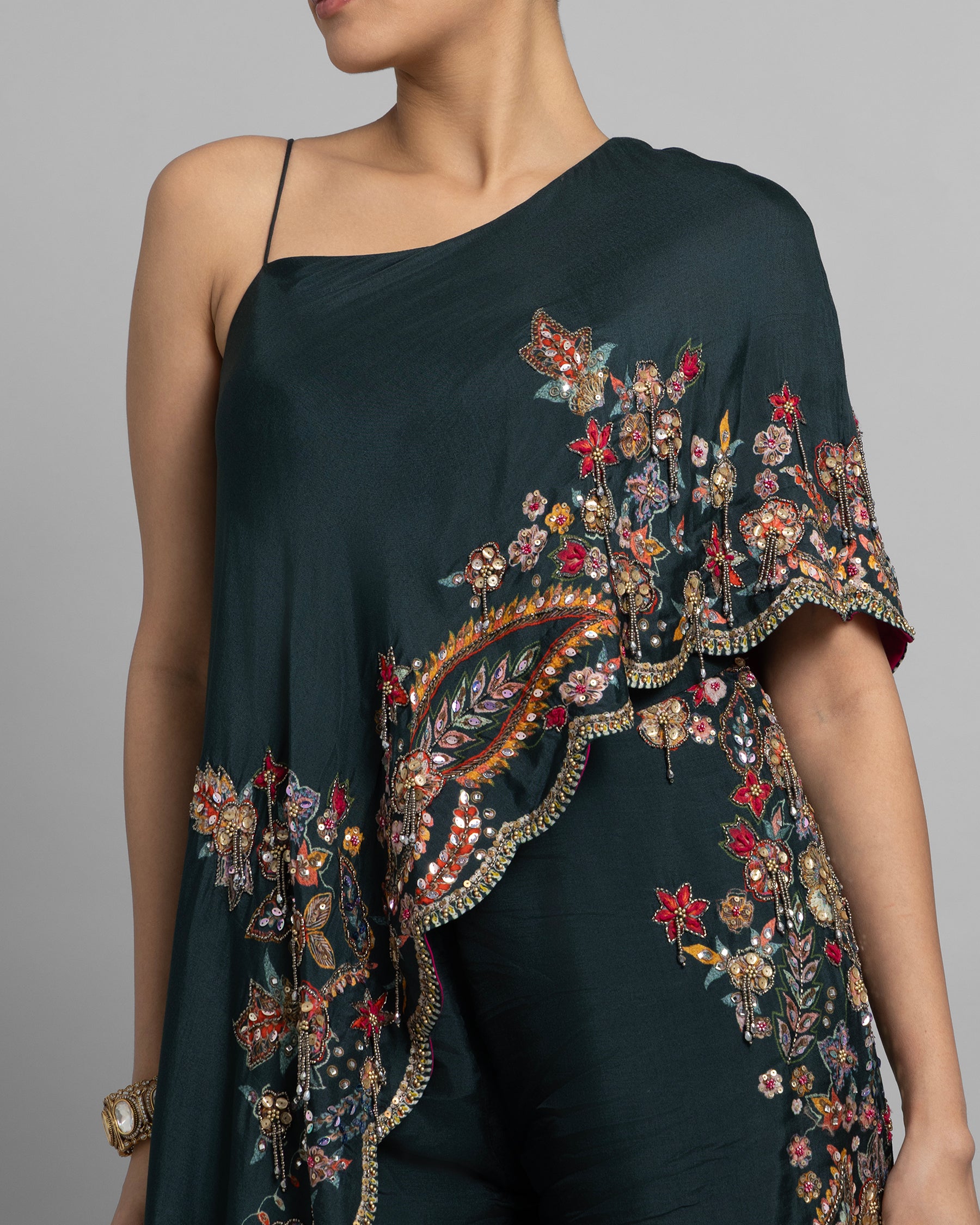 POISON GREEN ASYMMETRIC ONE-SHOULDER ENSEMBLE