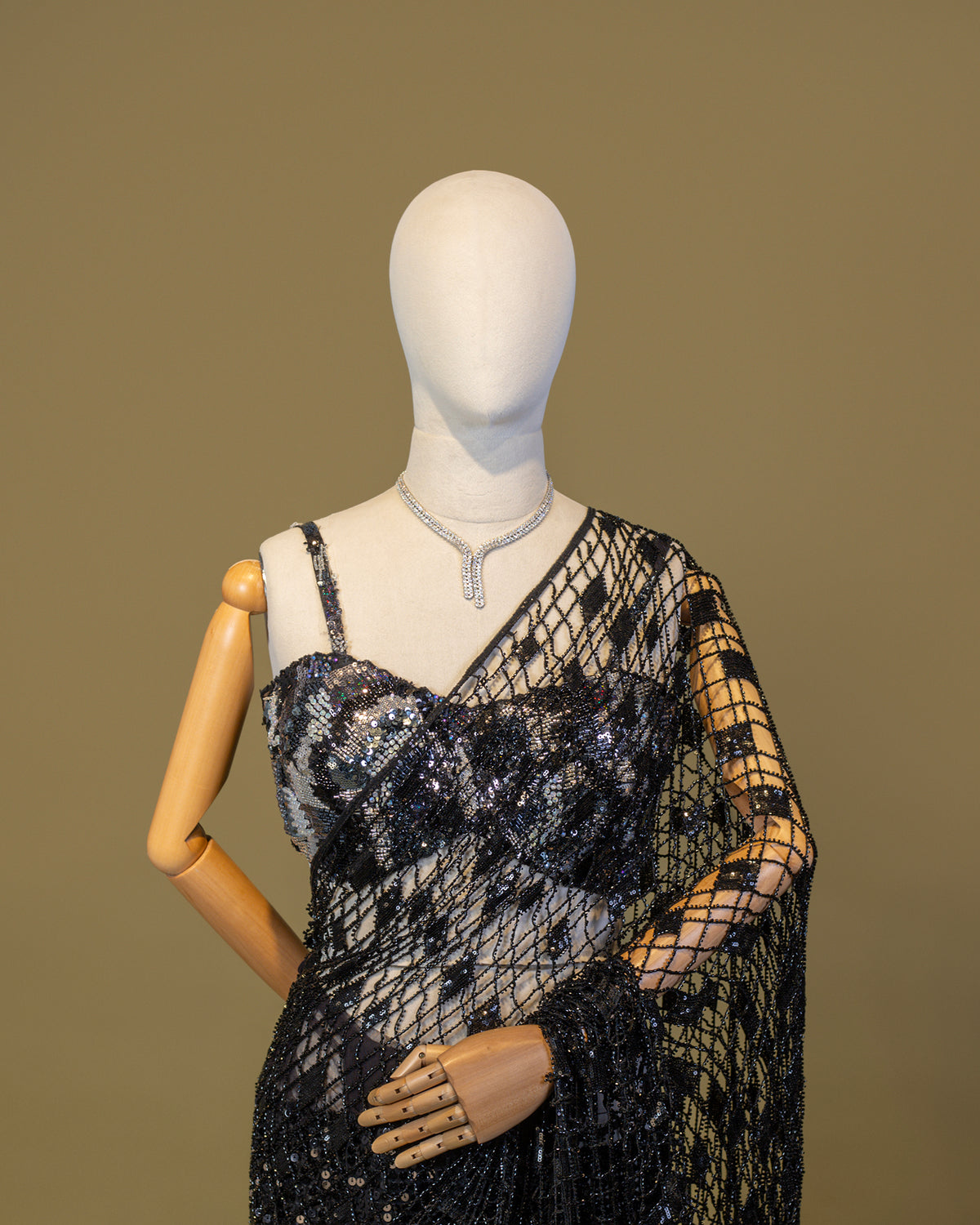 ONYX BLACK MESH SAREE