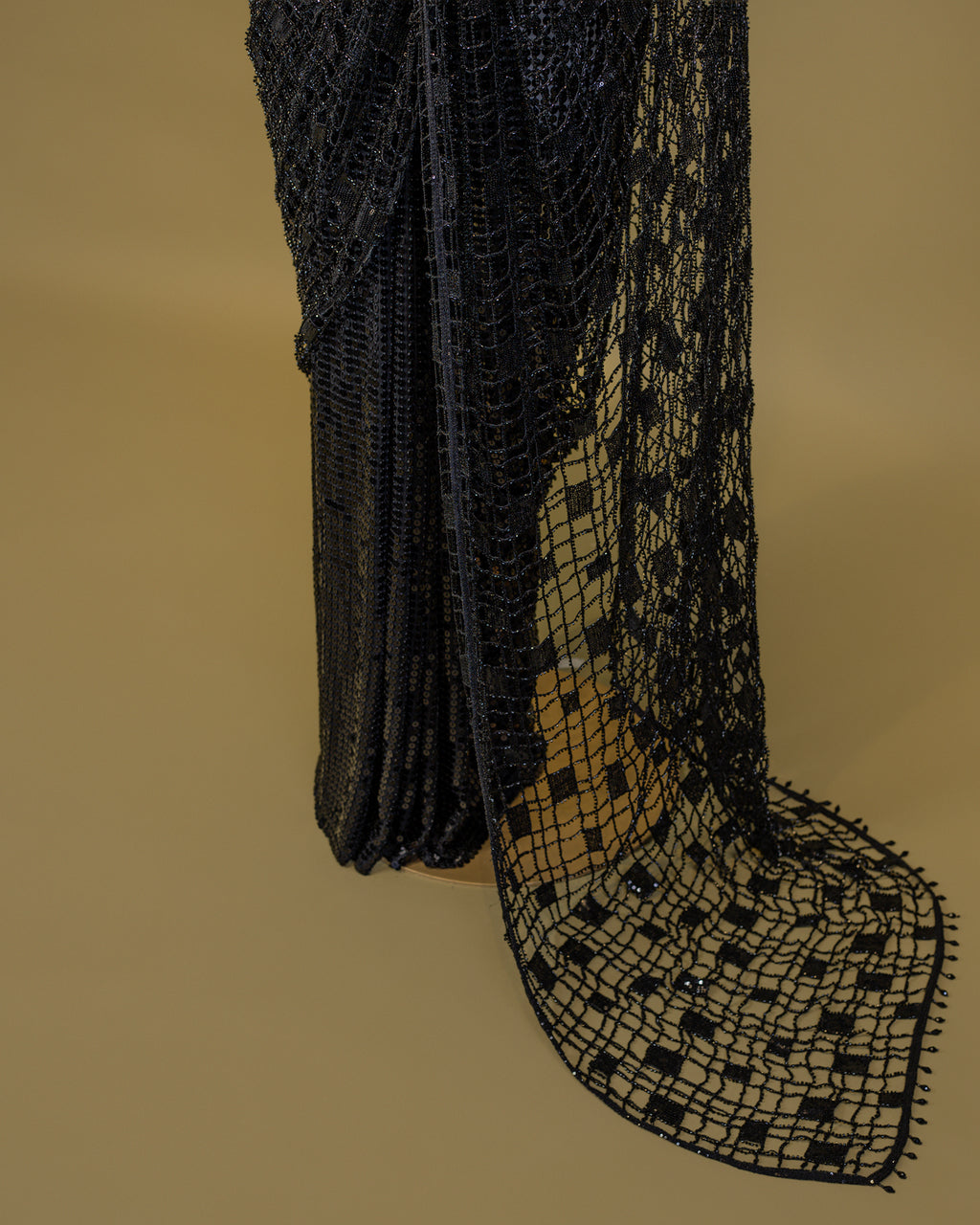 ONYX BLACK MESH SAREE