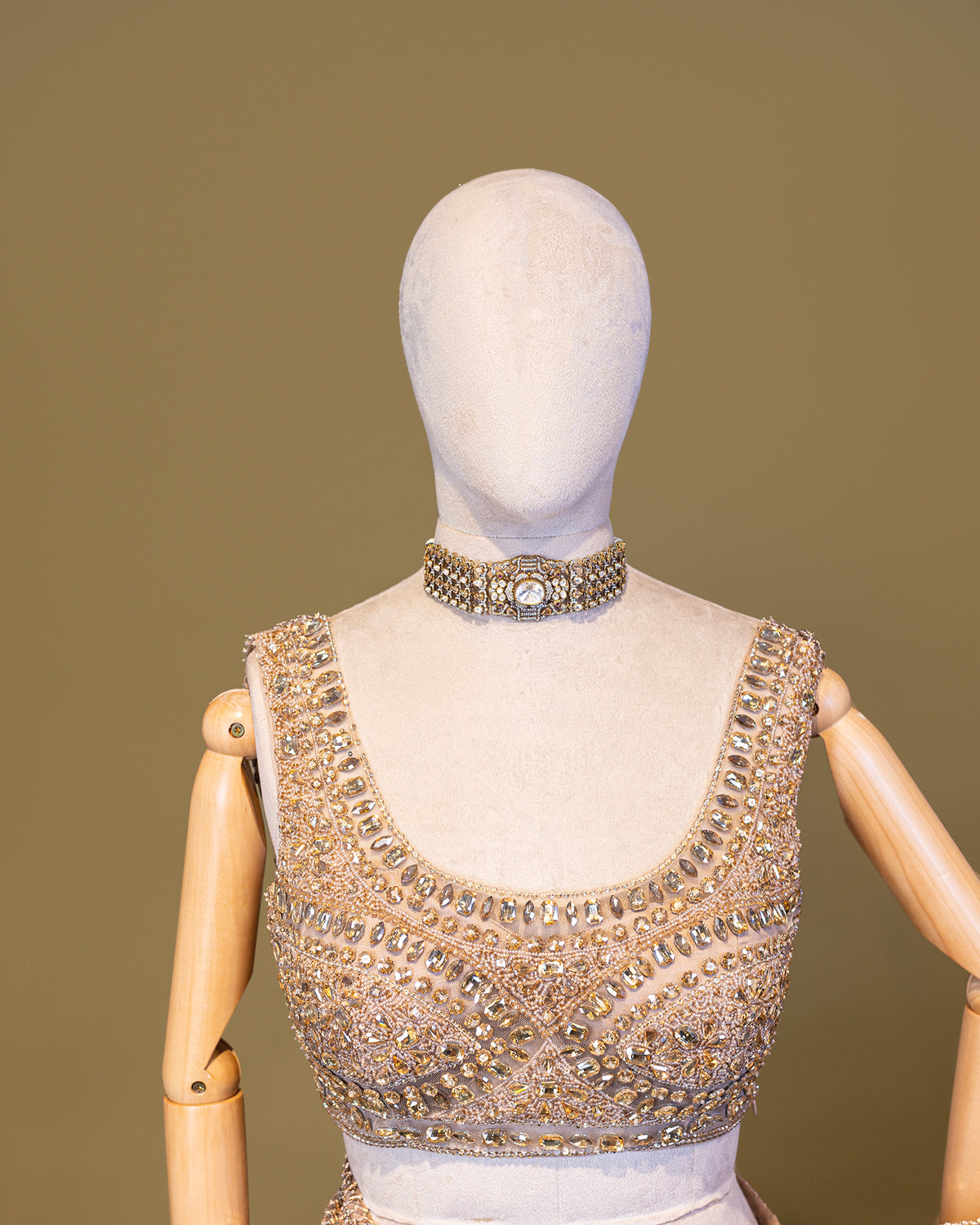 CHAMPAGNE GOLD EMBELLISHED MESH SAREE