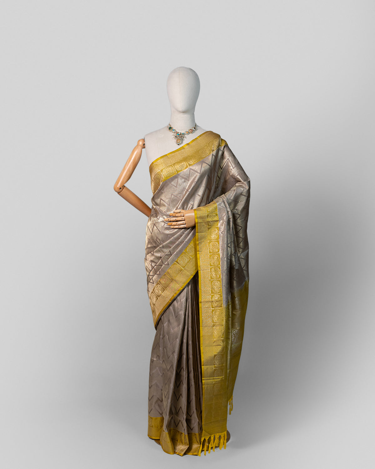 ANTIQUE AMBER KANJEEVARAM SILK SAREE