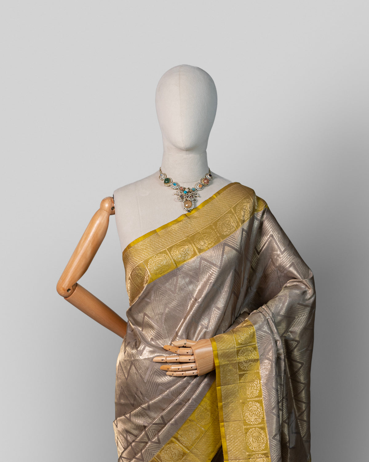 ANTIQUE AMBER KANJEEVARAM SILK SAREE