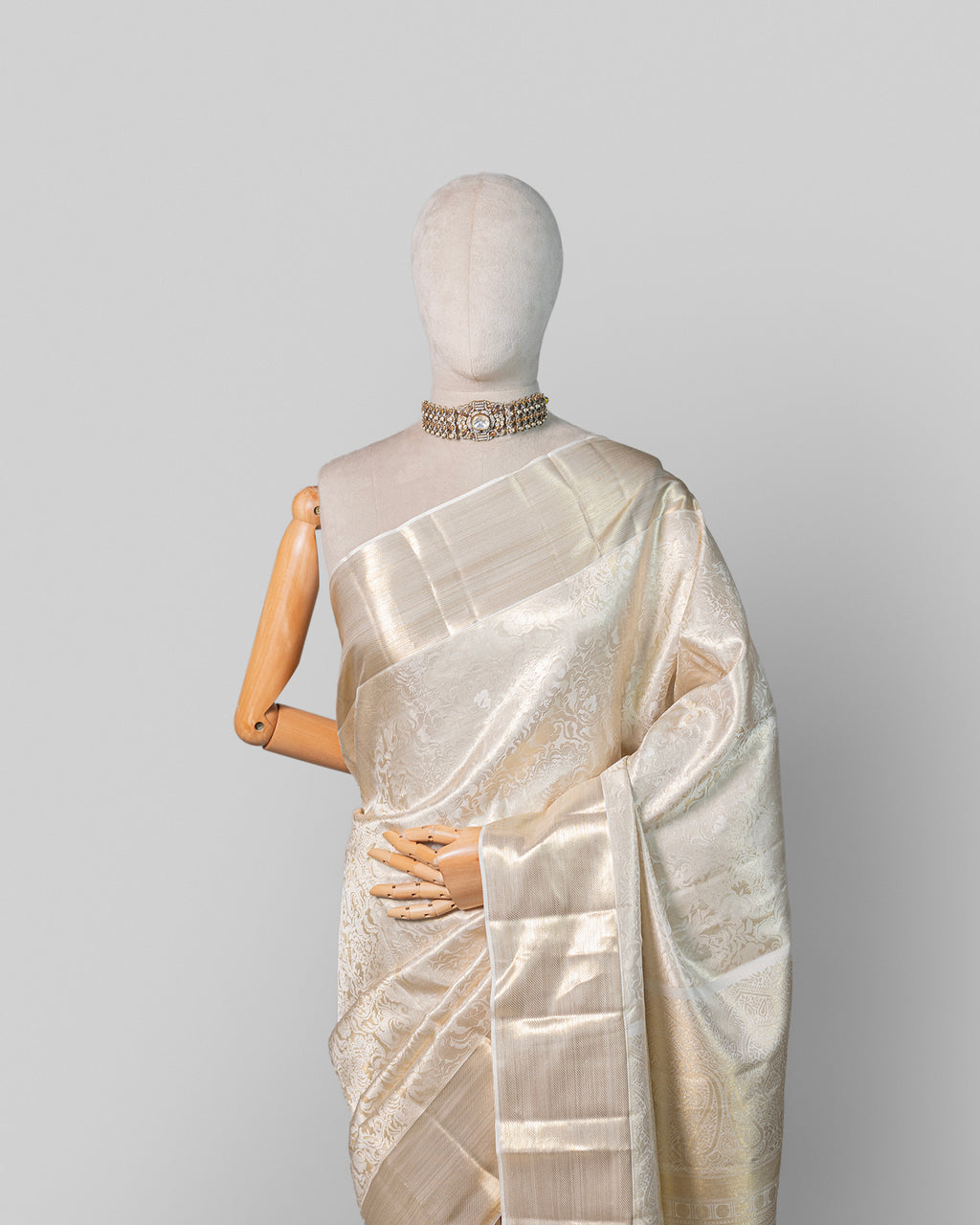 METALLIC IVORY KANJEEVARAM SILK SAREE
