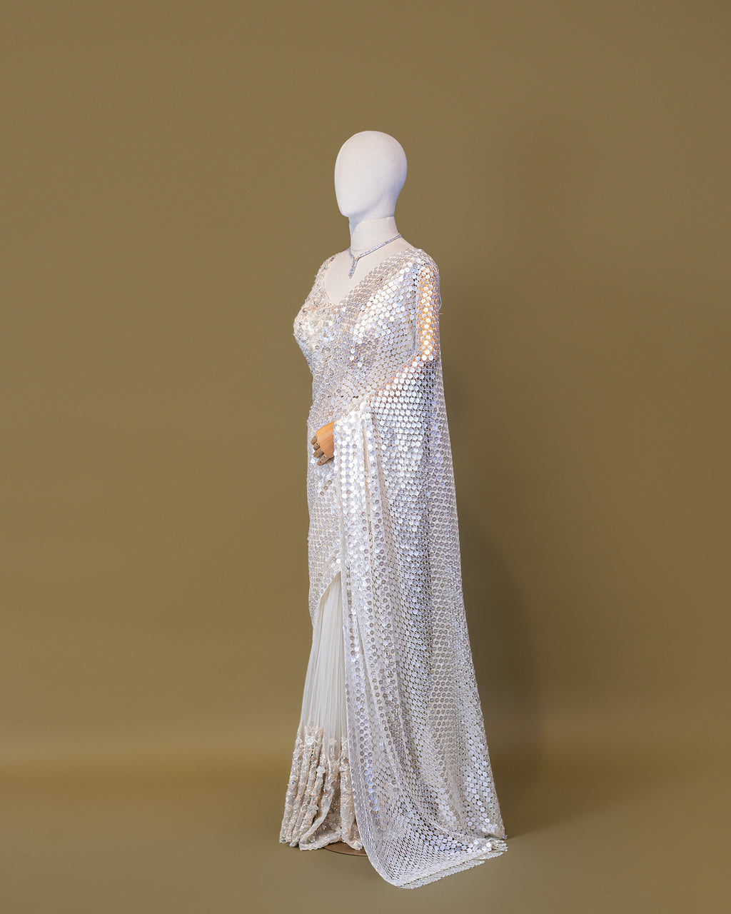 IVORY EMBELLISHED MESH SAREE