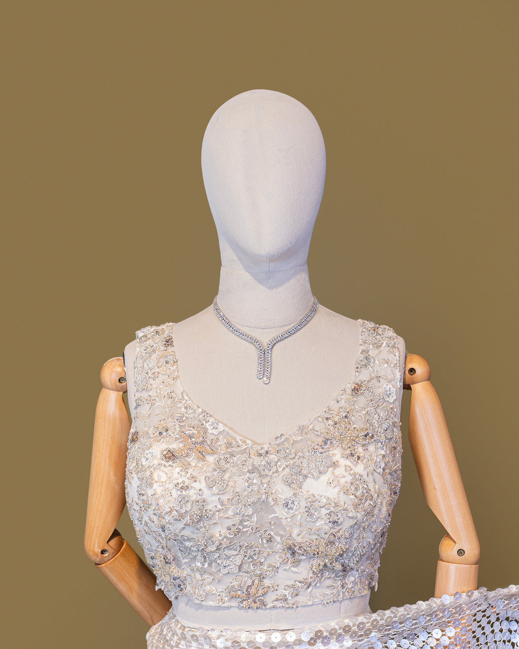 IVORY EMBELLISHED MESH SAREE