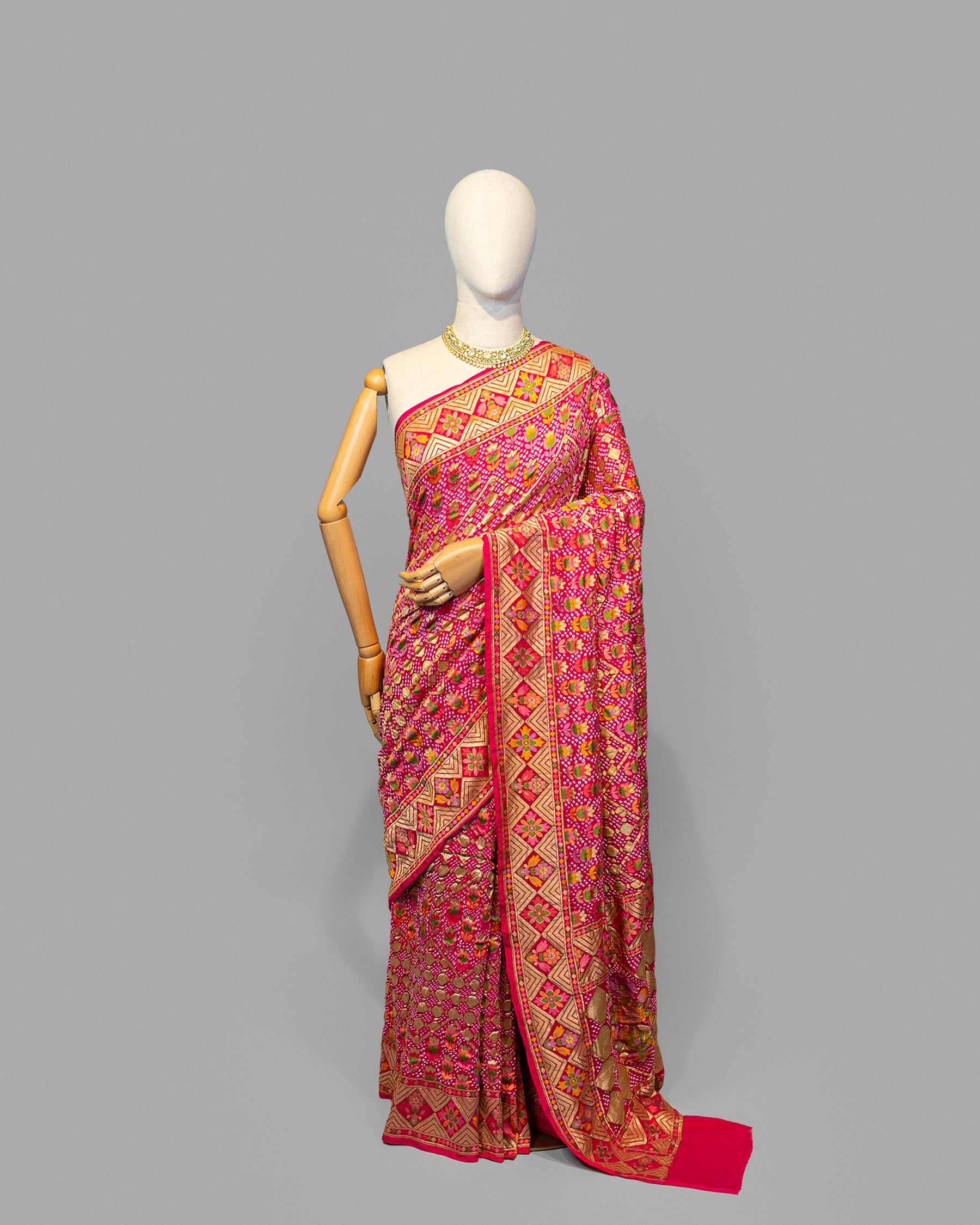 FUSCHIA MEENAKARI BANDHEJ BANARASI HANDWOVEN GEORGETTE SAREE