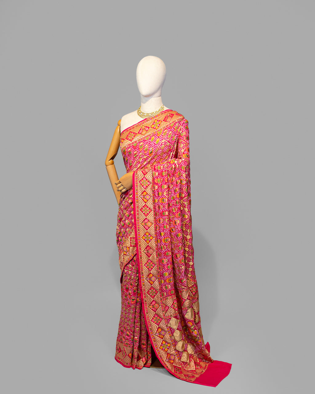 FUSCHIA MEENAKARI BANDHEJ BANARASI HANDWOVEN GEORGETTE SAREE