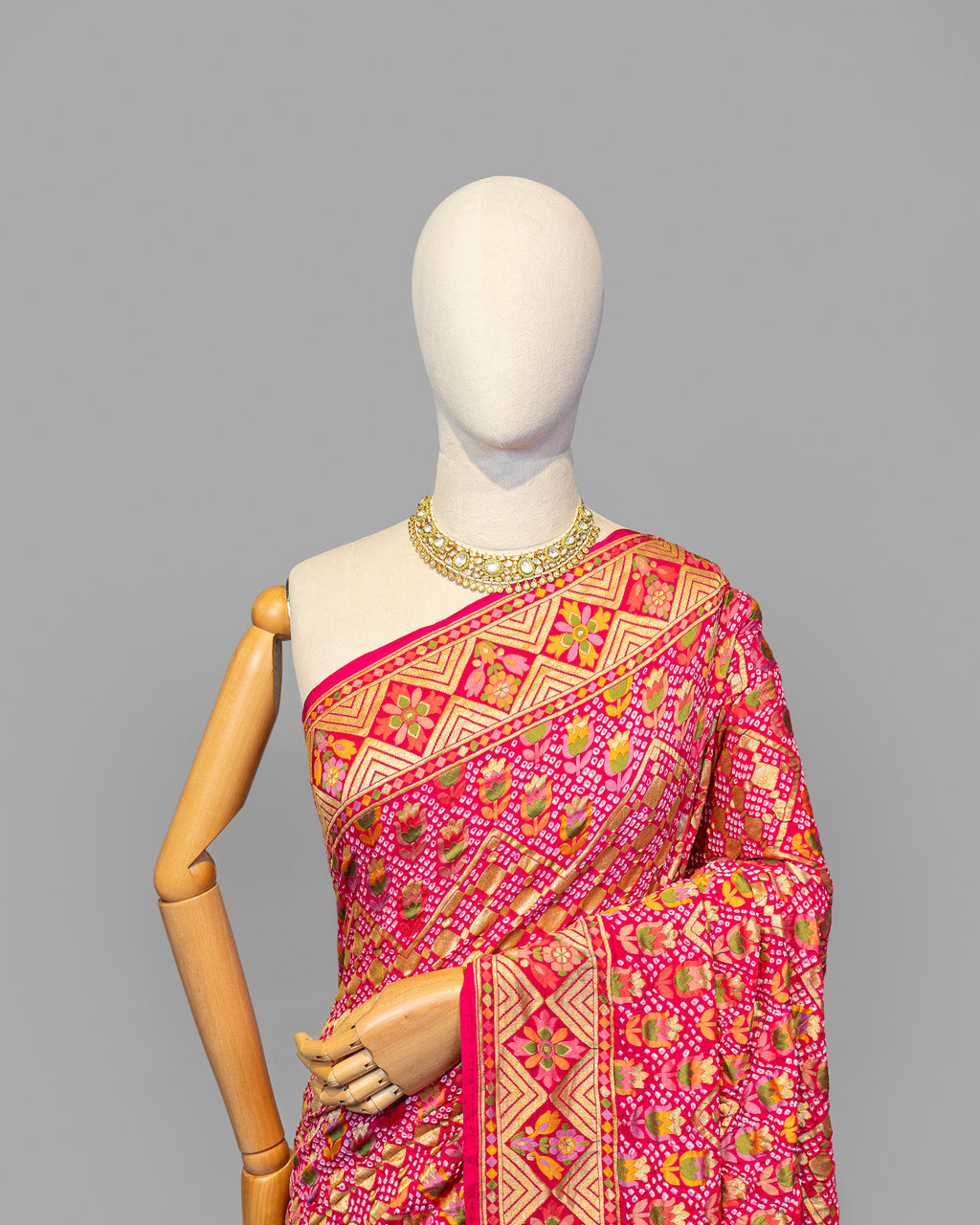 FUSCHIA MEENAKARI BANDHEJ BANARASI HANDWOVEN GEORGETTE SAREE