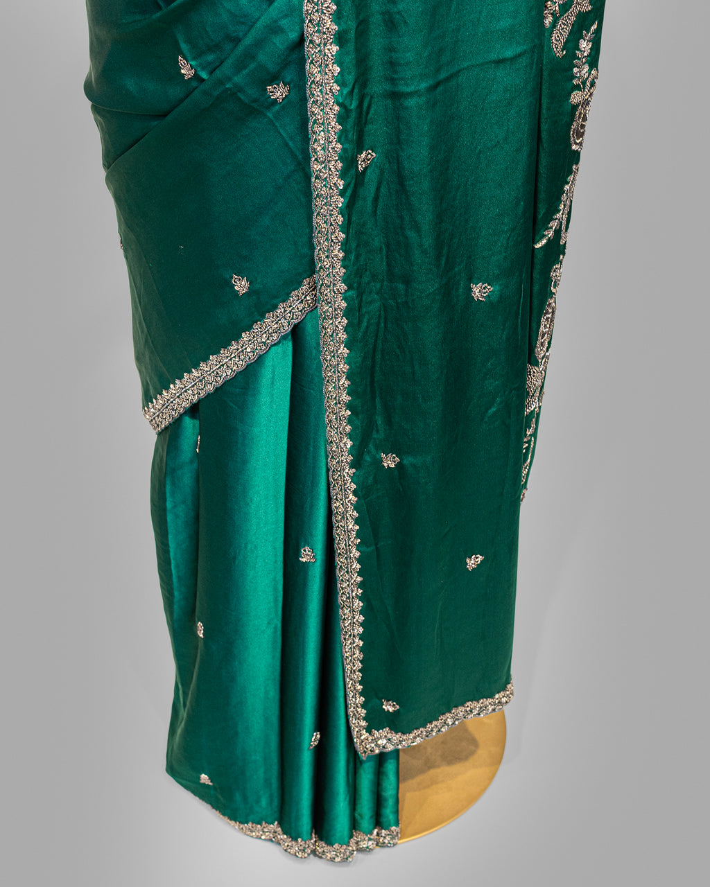 DESIGNER EMERALD GREEN ANTIQUE HANDWORK SILK SAREE