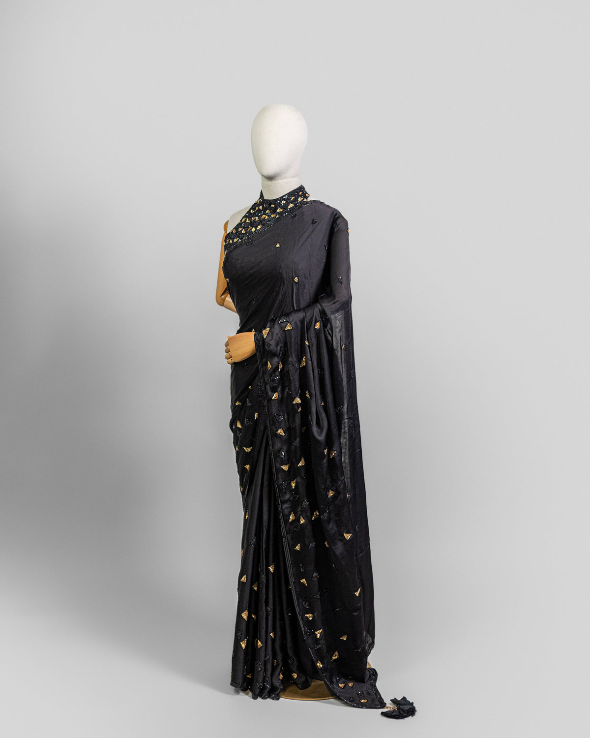 BLACK EMBROIDERED SOFT SILK SAREE
