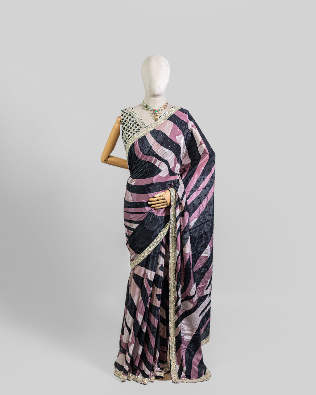 CHARCOAL-LILAC EMBROIDERED SOFT SILK SAREE