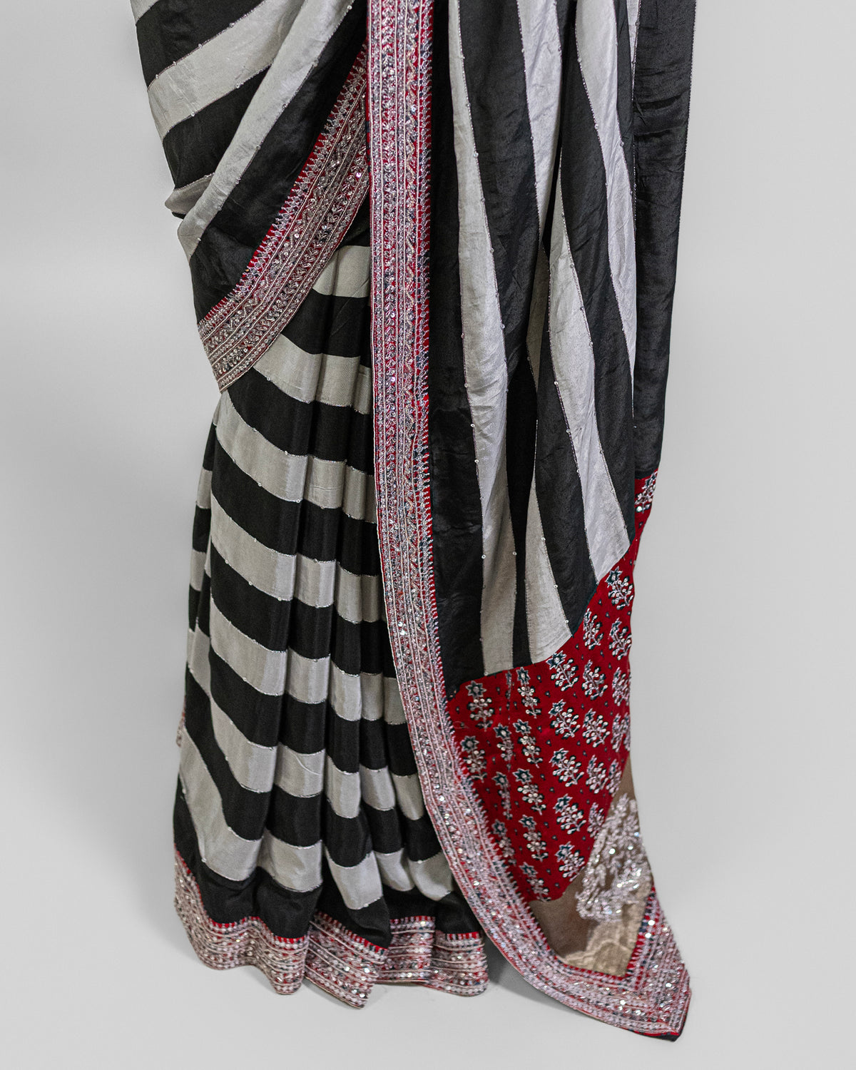 RAVEN & STEEL EMBROIDERED SOFT SILK SAREE