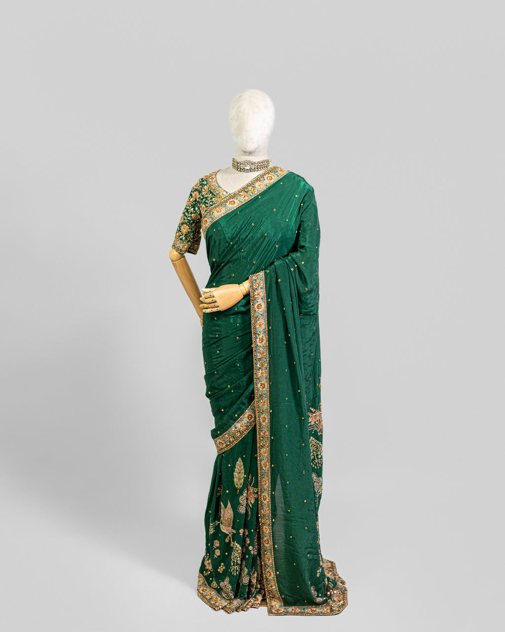 EMERALD GREEN EMBROIDERED SOFT SILK SAREE